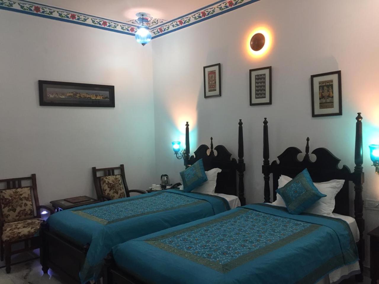 Deluxe Double or Twin Room Non lake Facing - Photo 1