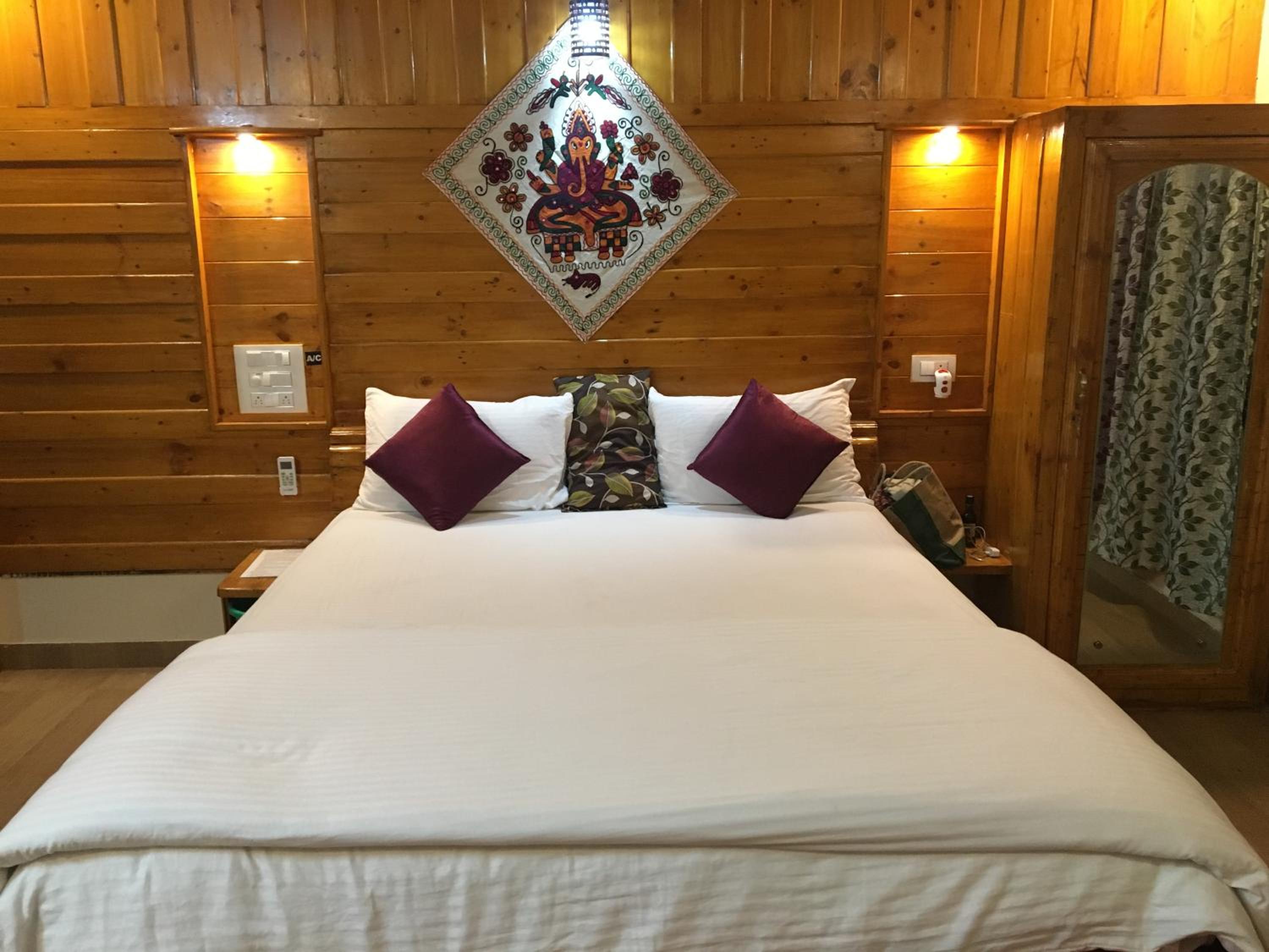 Deluxe Double Or Twin Room With Ocean View photo 2