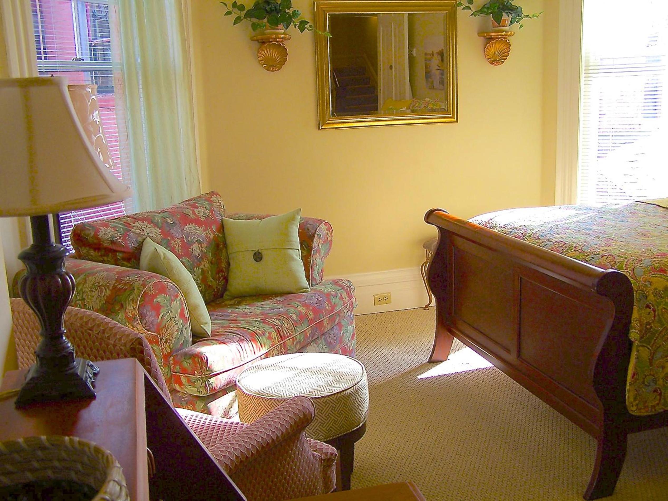 Double Room with Two Double Beds photo 2