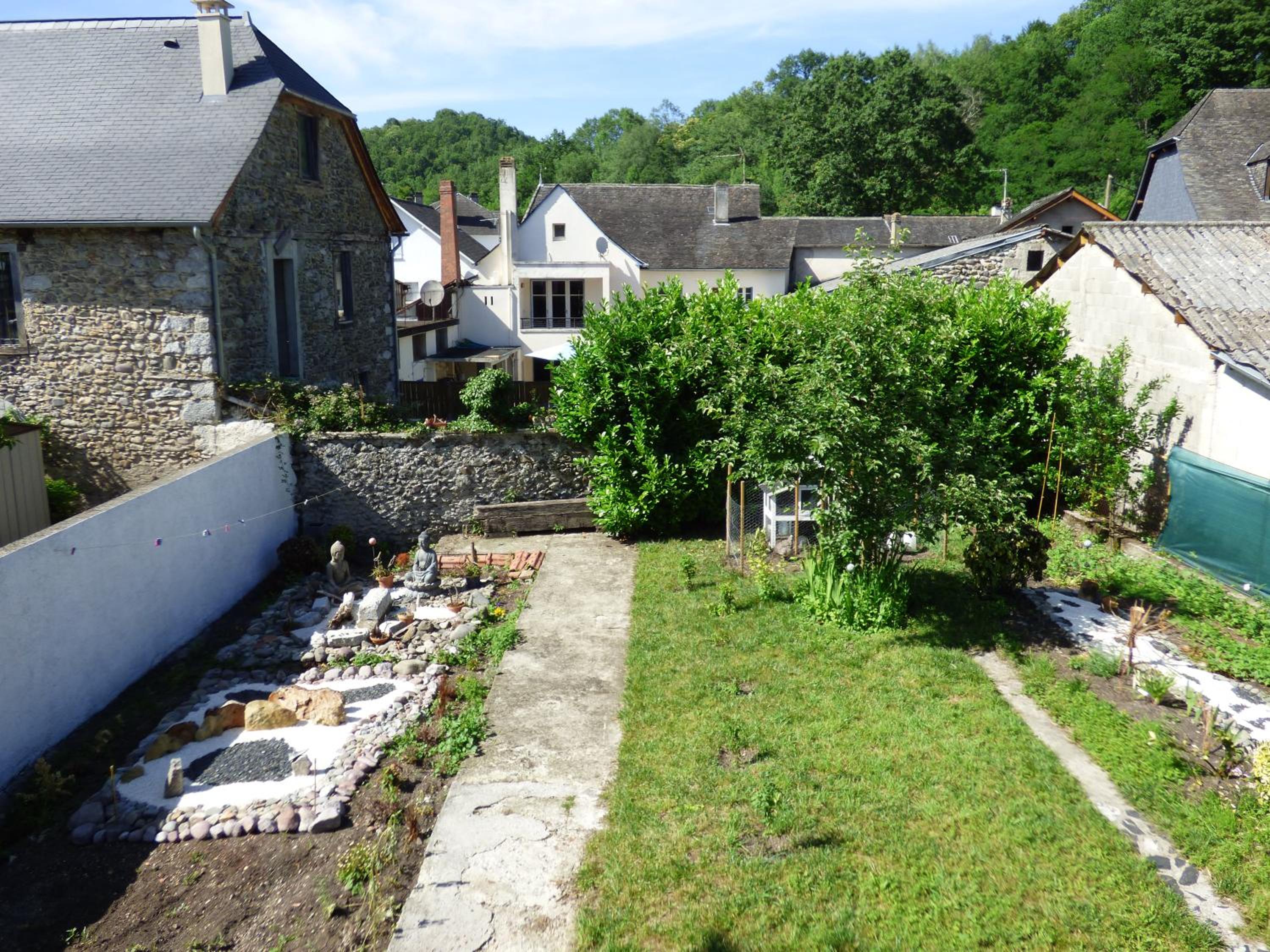 Suite with Garden View - Photo 17