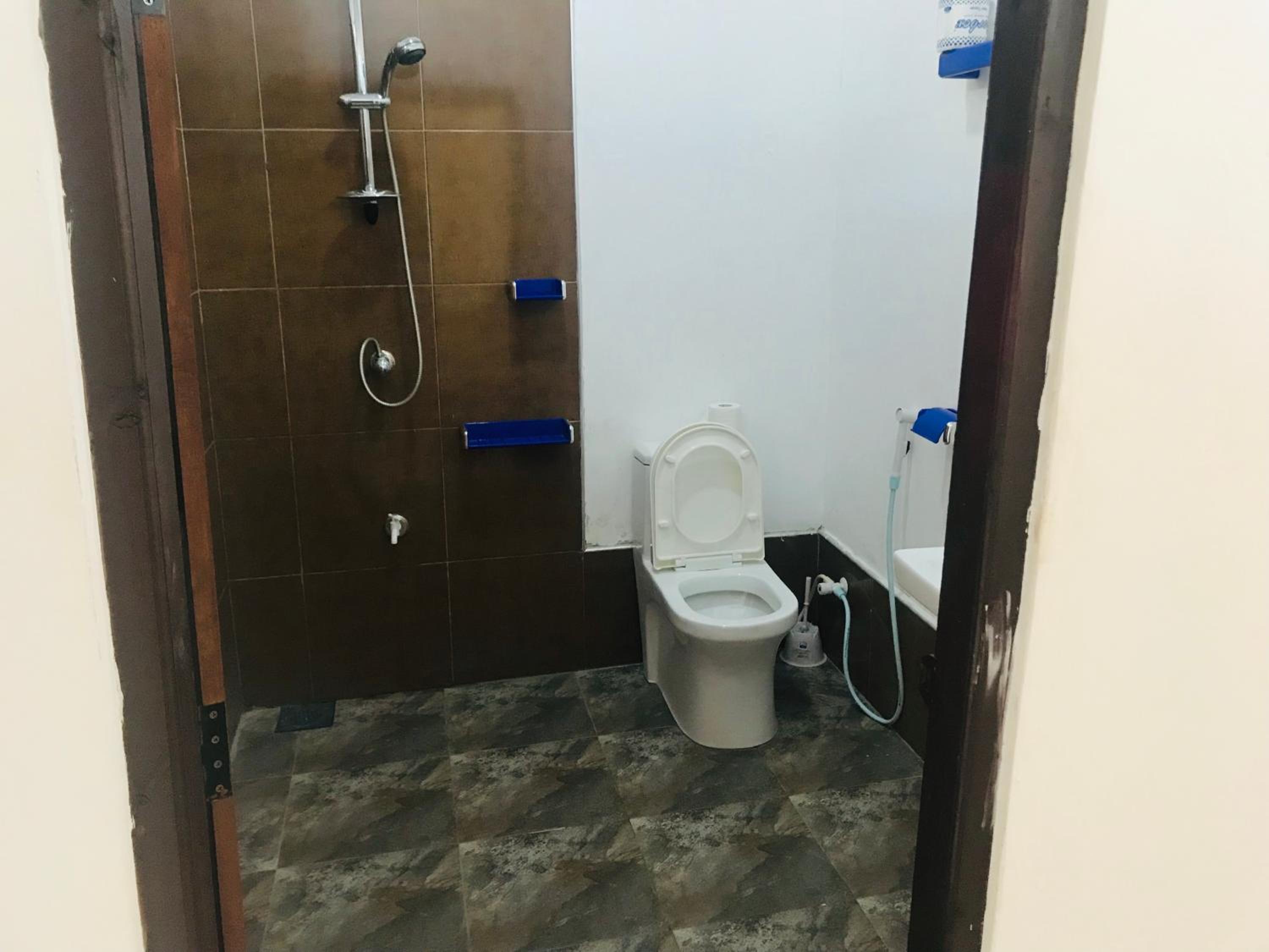 Deluxe Double Room (2 Adults + 1 Child) photo 2
