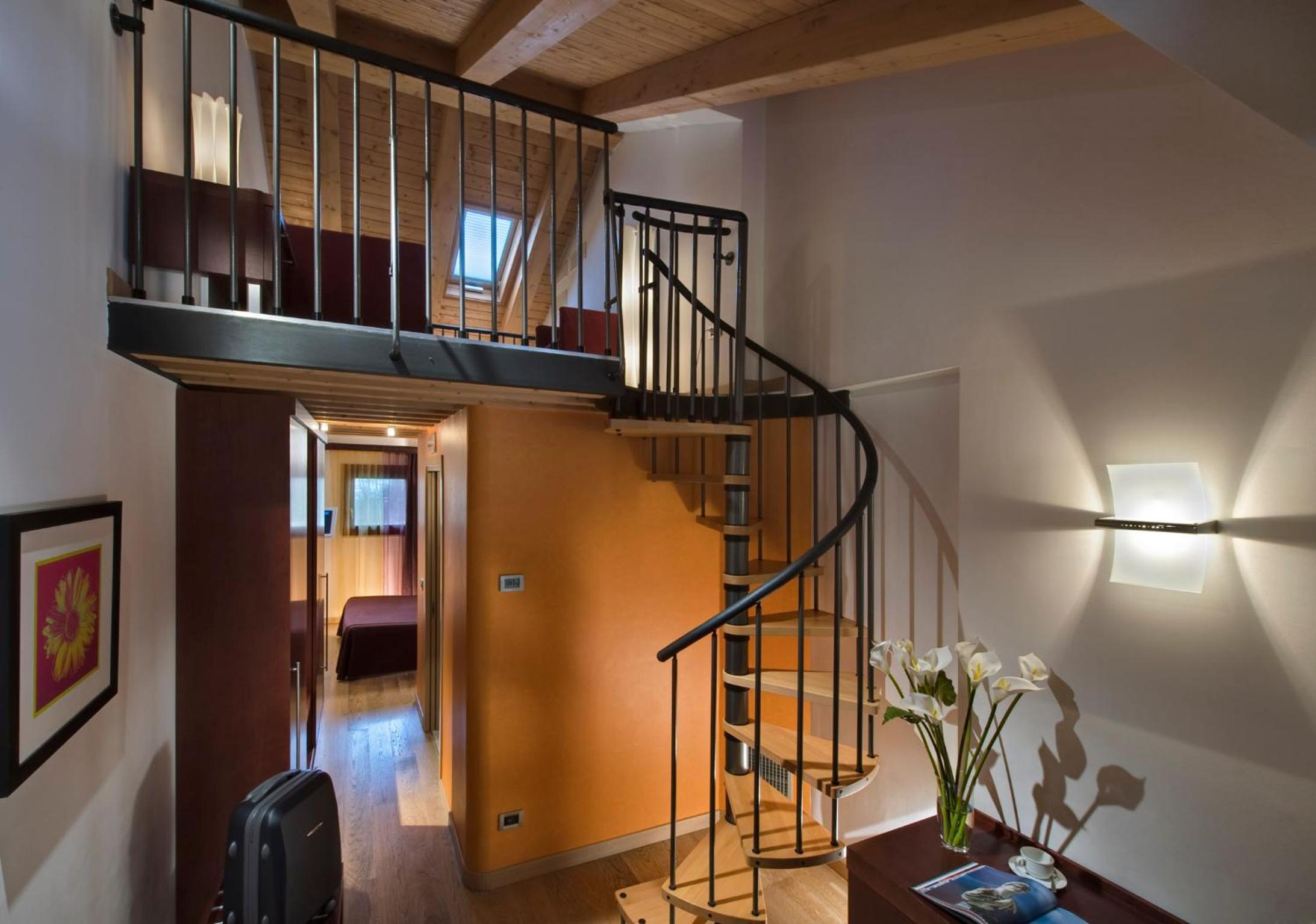 Double Room - Photo 7