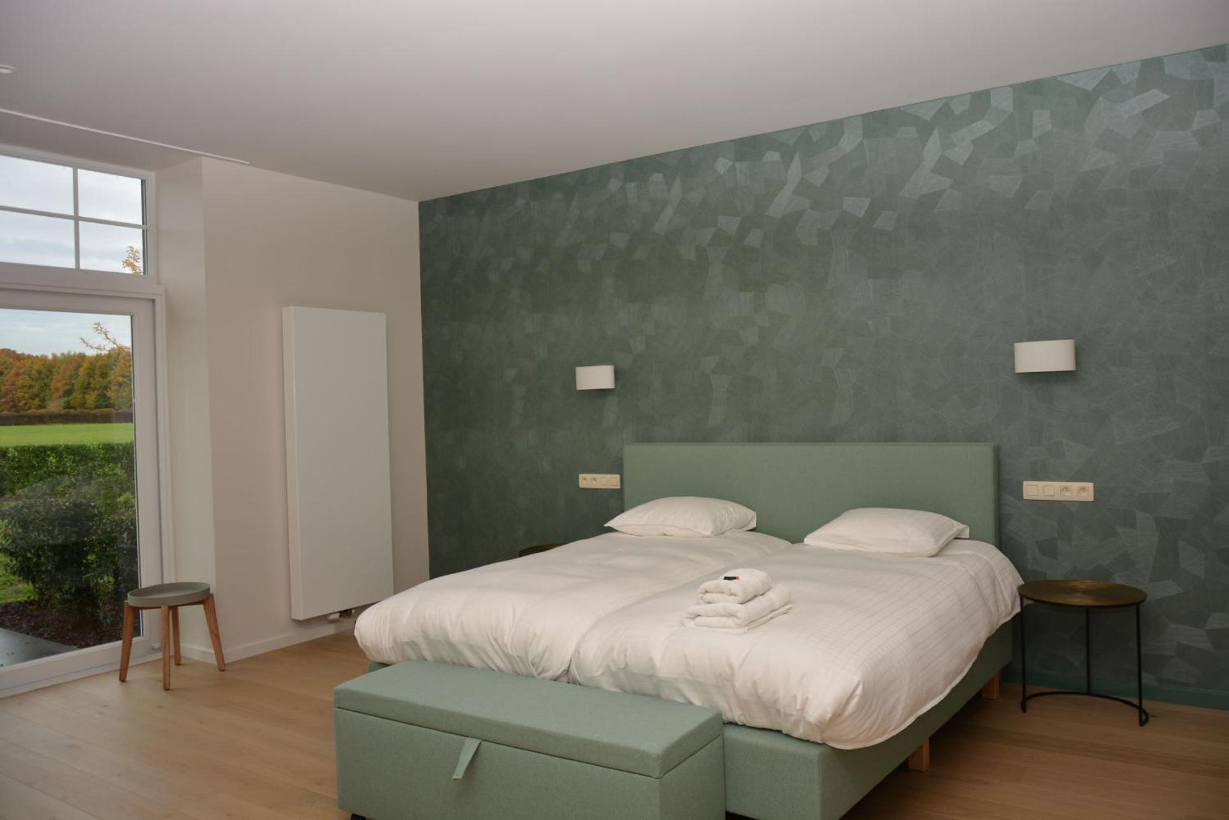 King Suite with Spa Bath photo 1