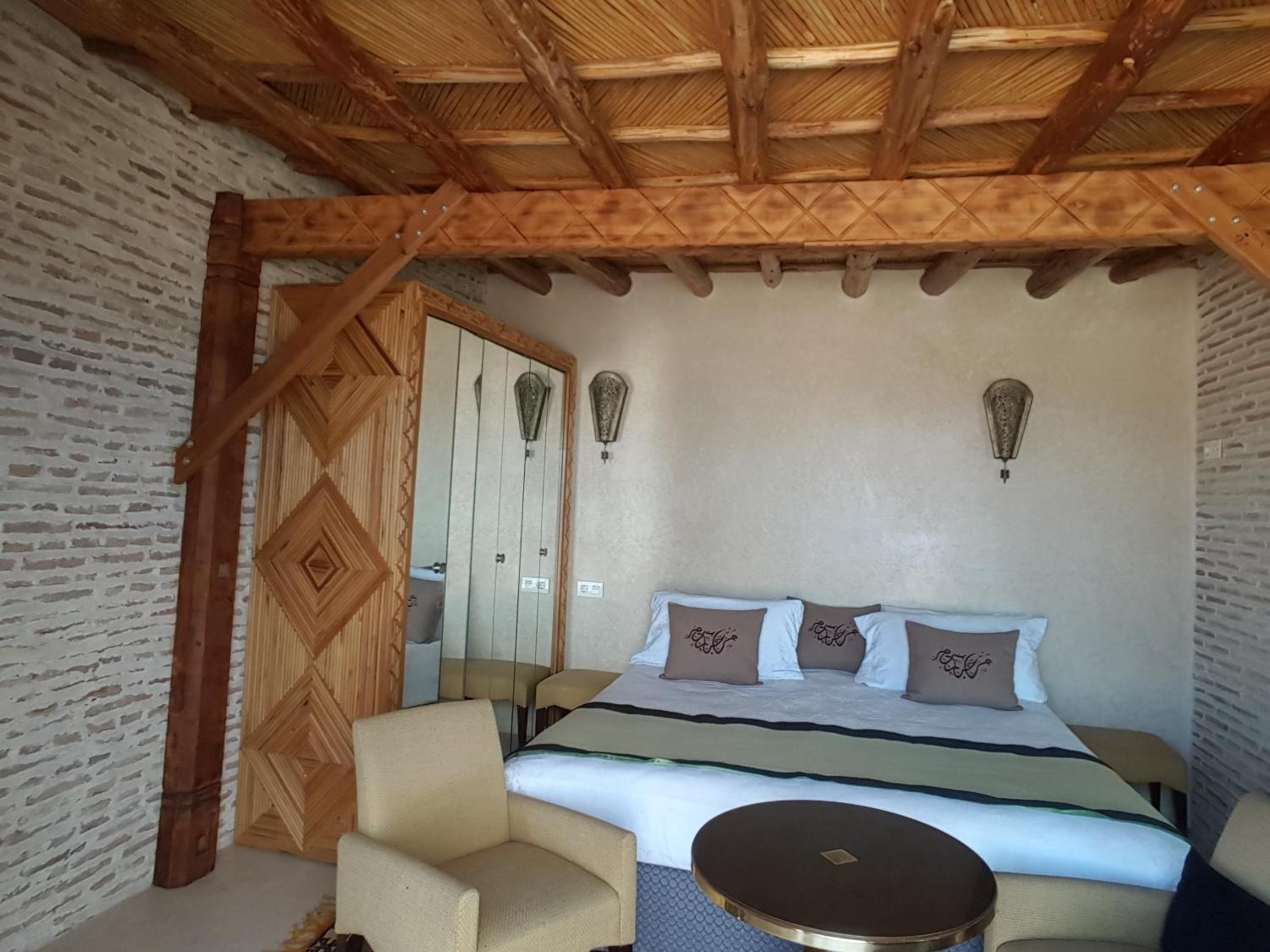 Double Room with Sea View - Photo 1