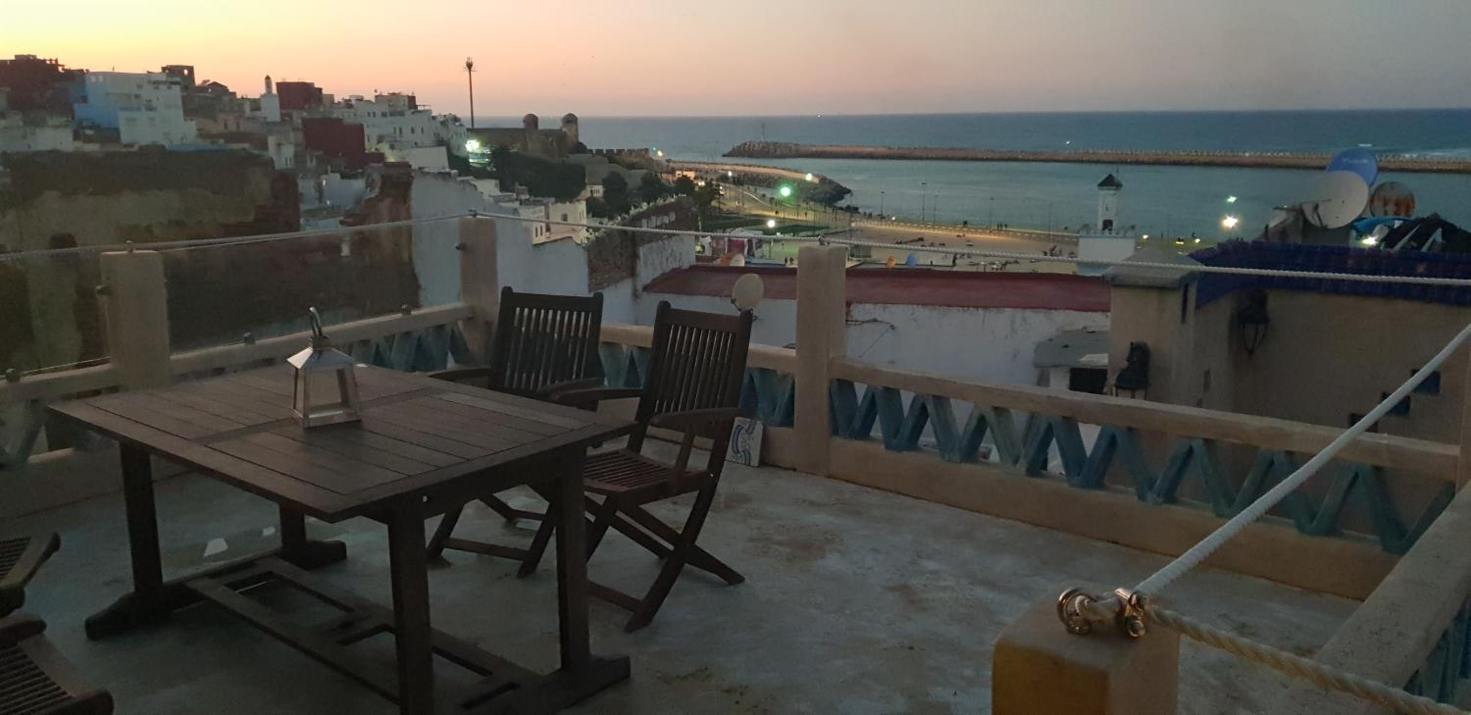 Double Room with Sea View - Photo 3