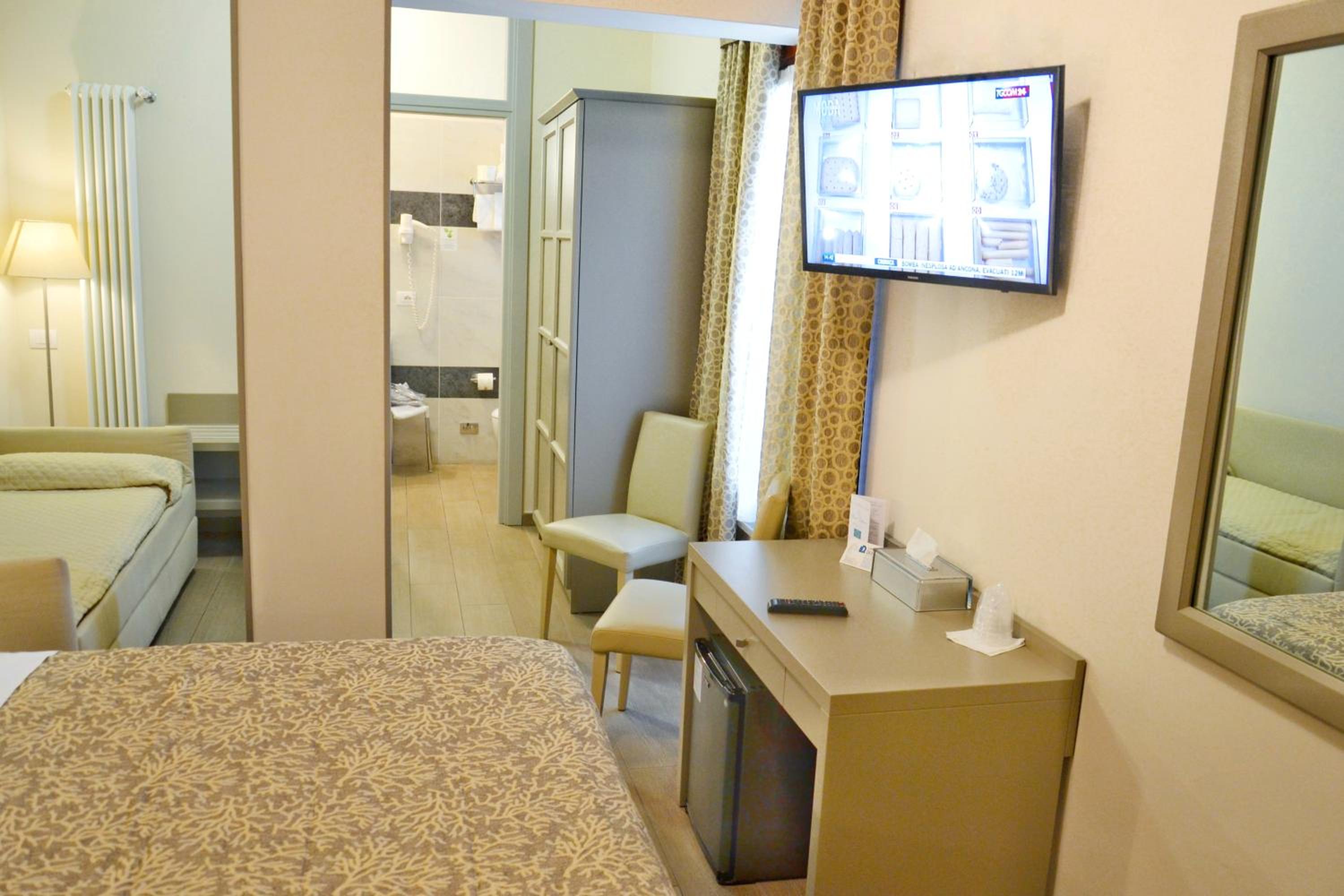 Triple Room photo 2