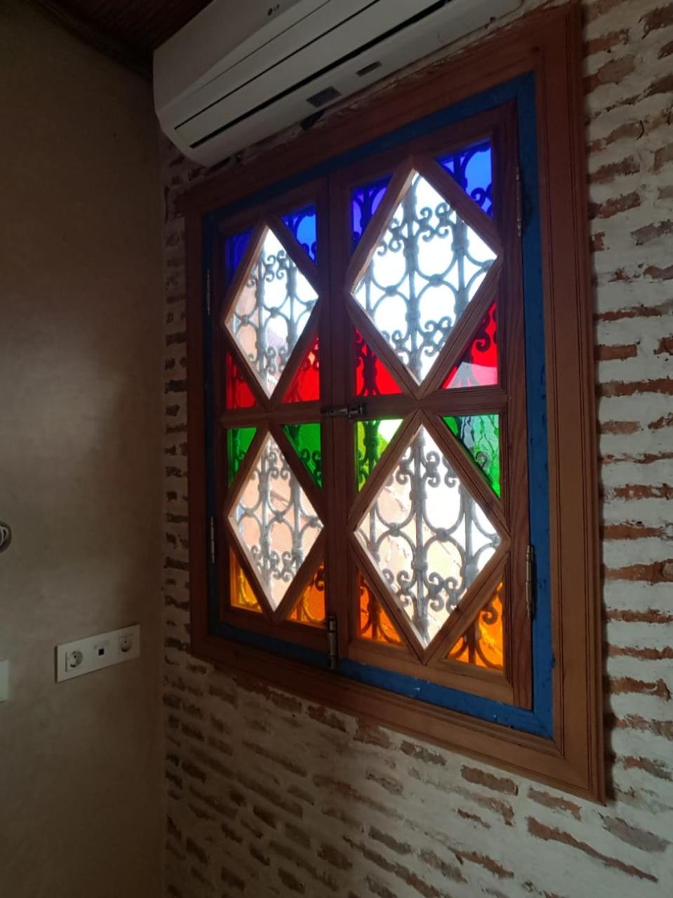 Double Room with Sea View - Photo 4
