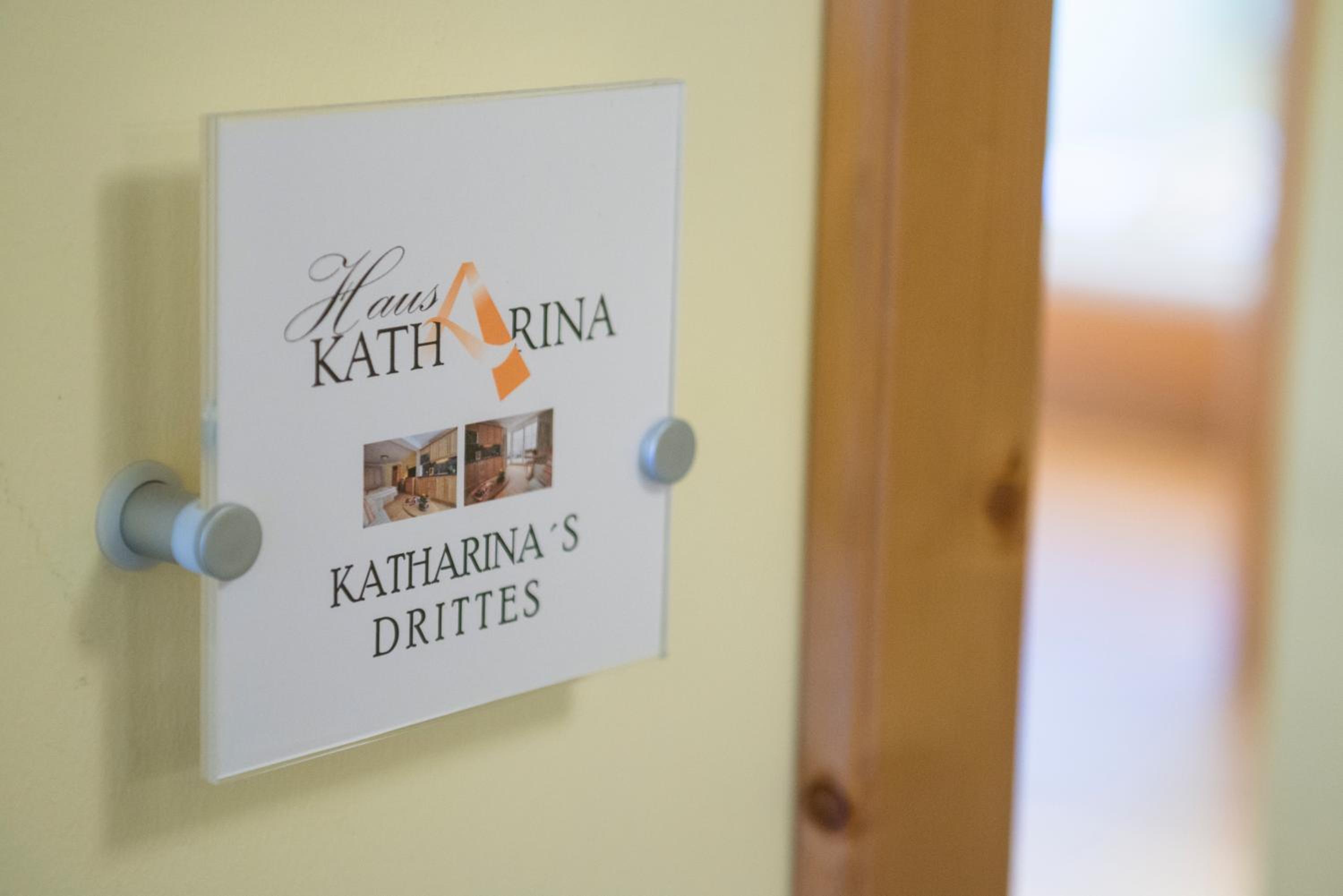 Two-Bedroom Apartment and free entry to Alpentherme photo 3