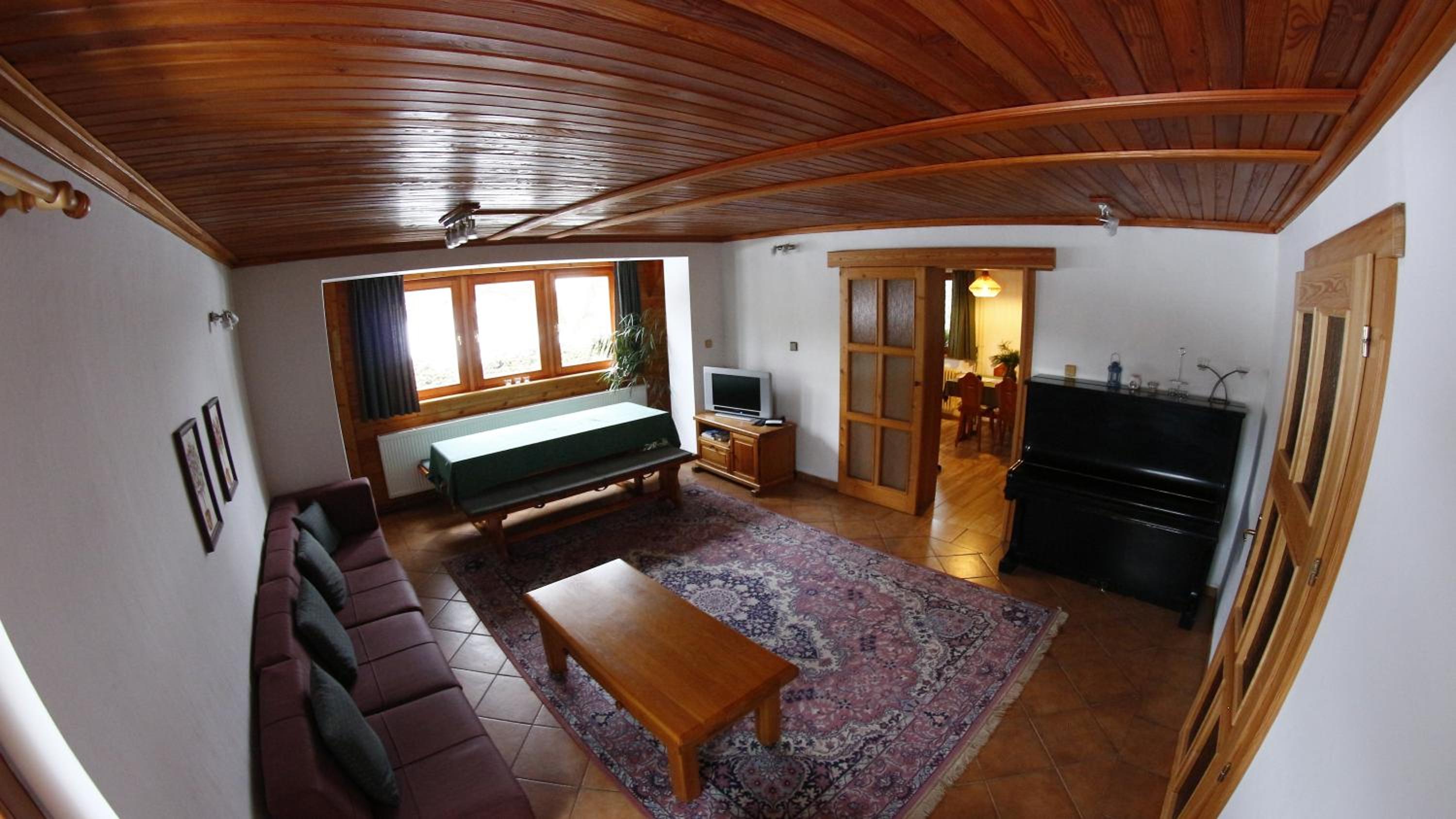 Three-Bedroom Chalet photo 1