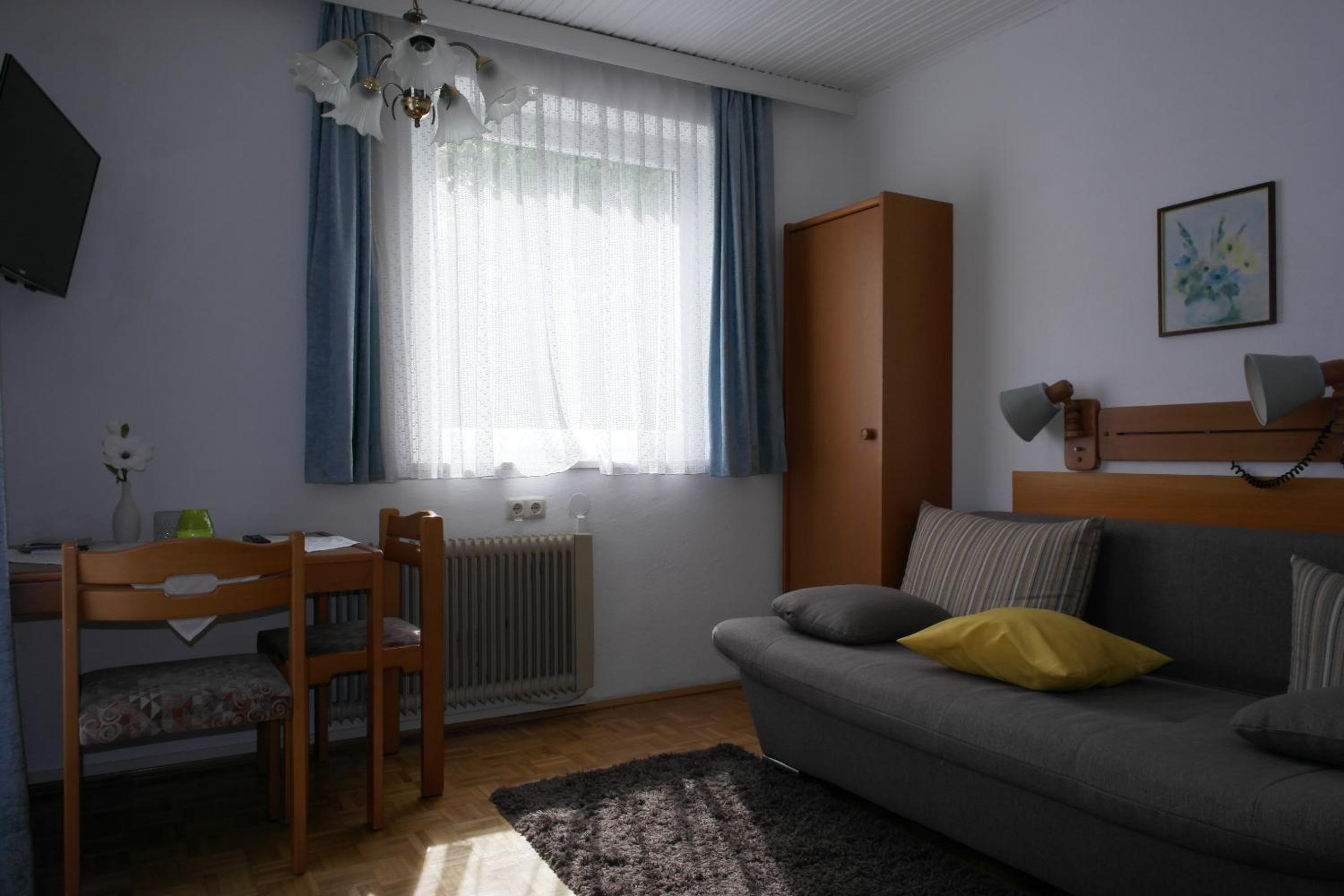 One-Bedroom Apartment photo 3