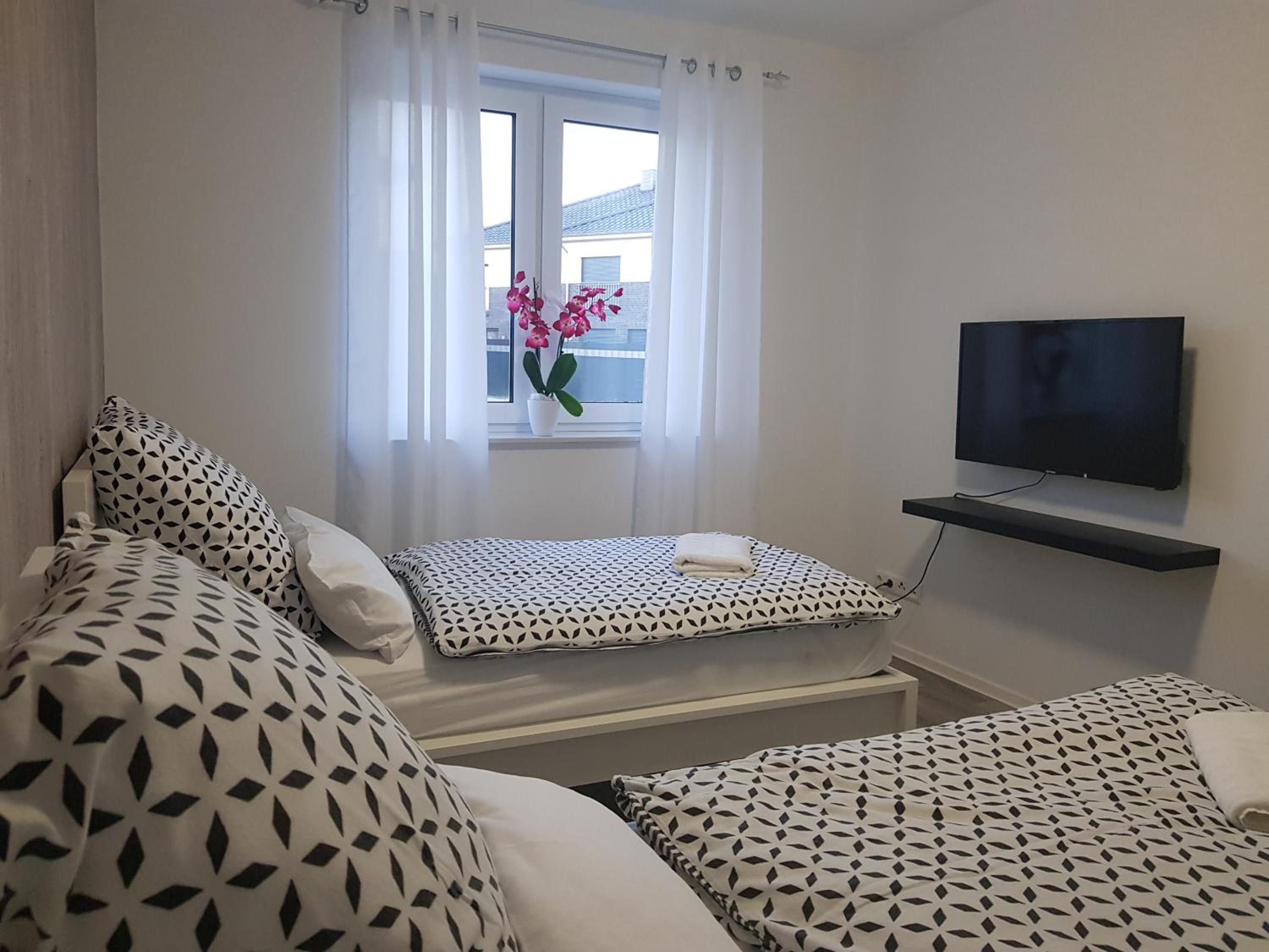 Apartment - Ground Floor photo 1
