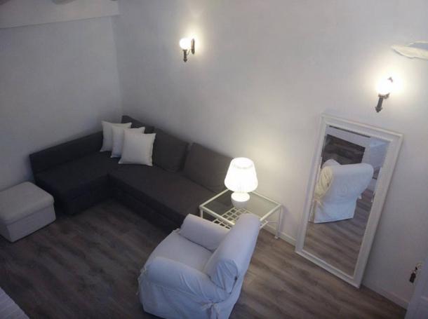 Villa - Photo 1
