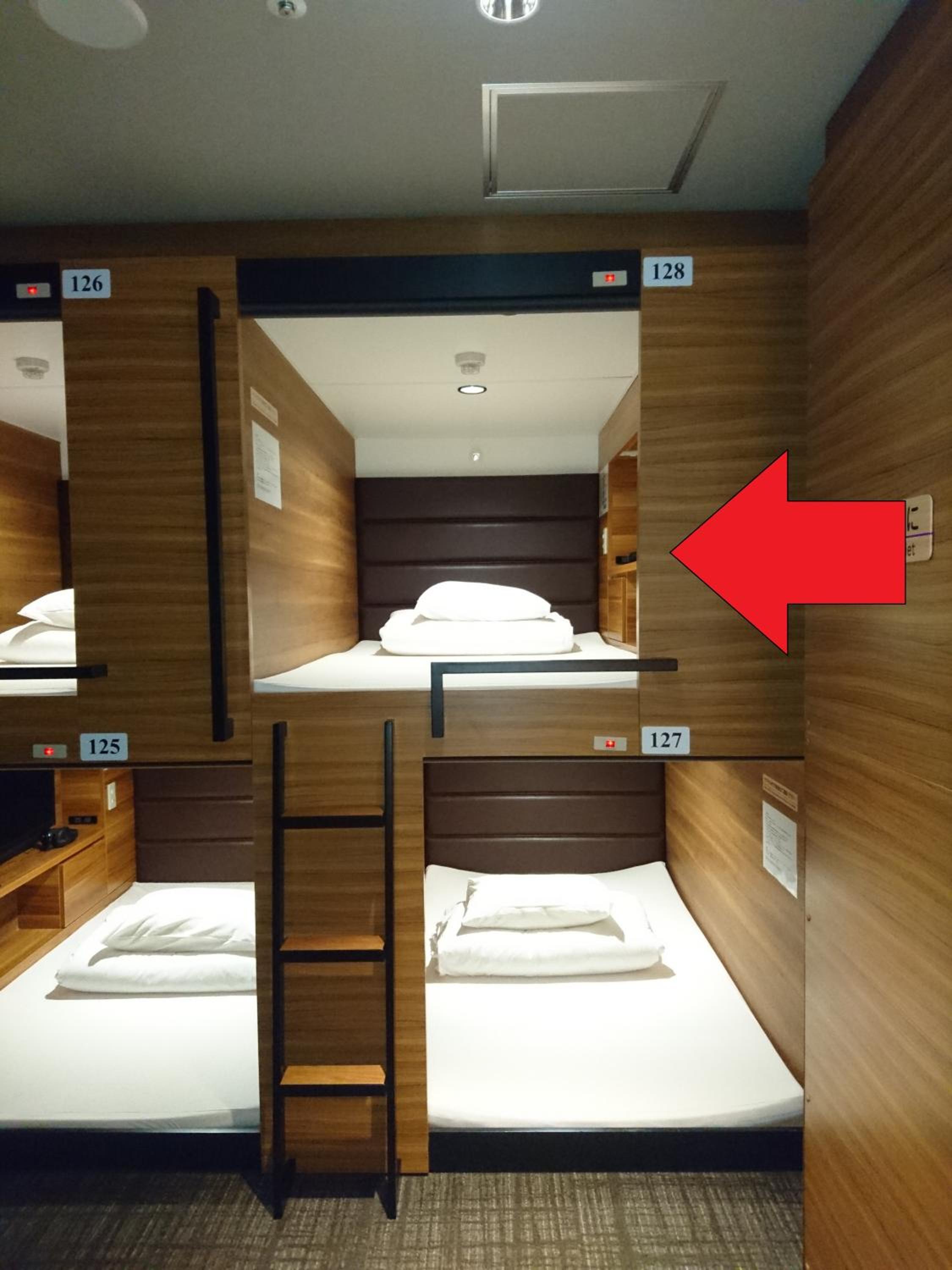 Bunk Bed in Female Dormitory Room   photo 1