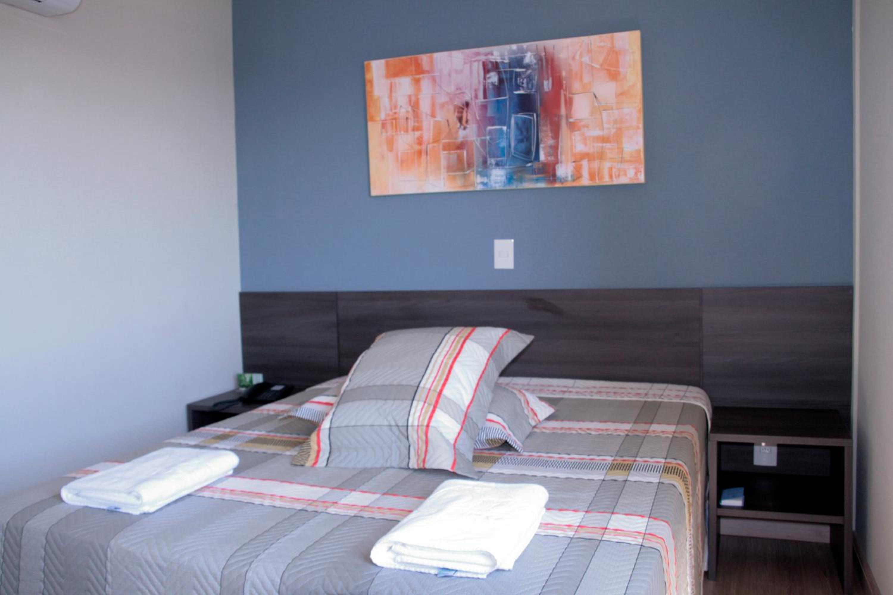Executive Suite with Queen Bed photo 1