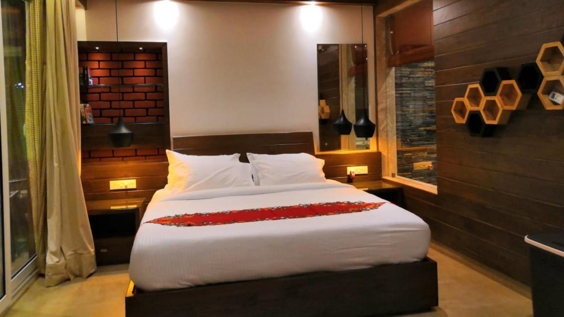 Super Deluxe Double Room photo 3