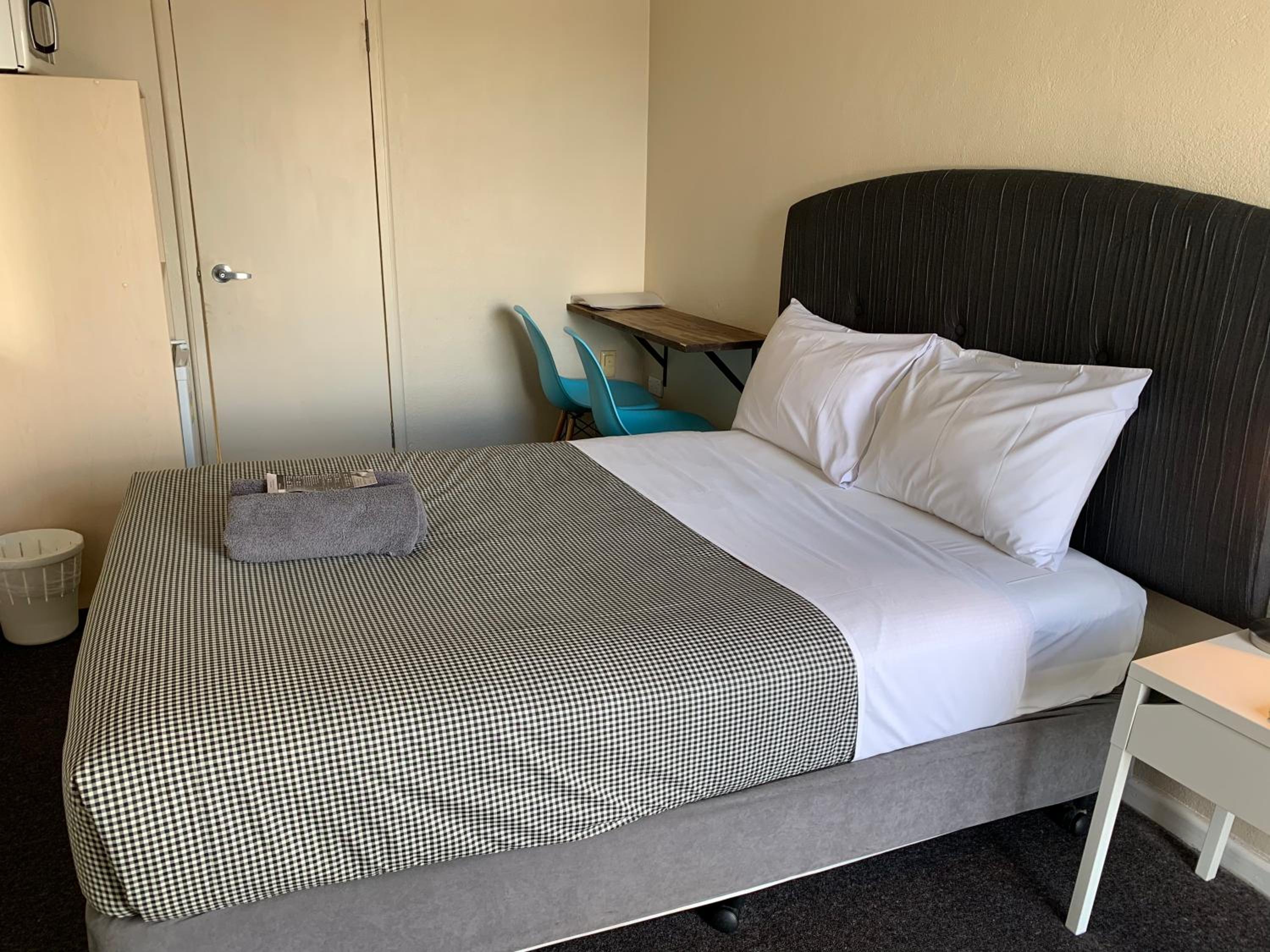 Standard Double Room photo 2