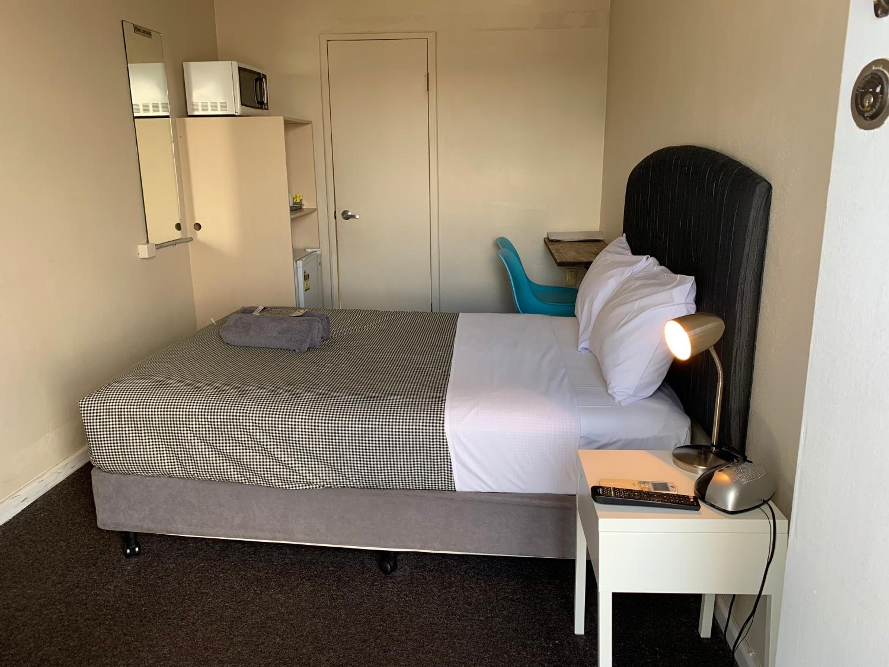Standard Double Room photo 3