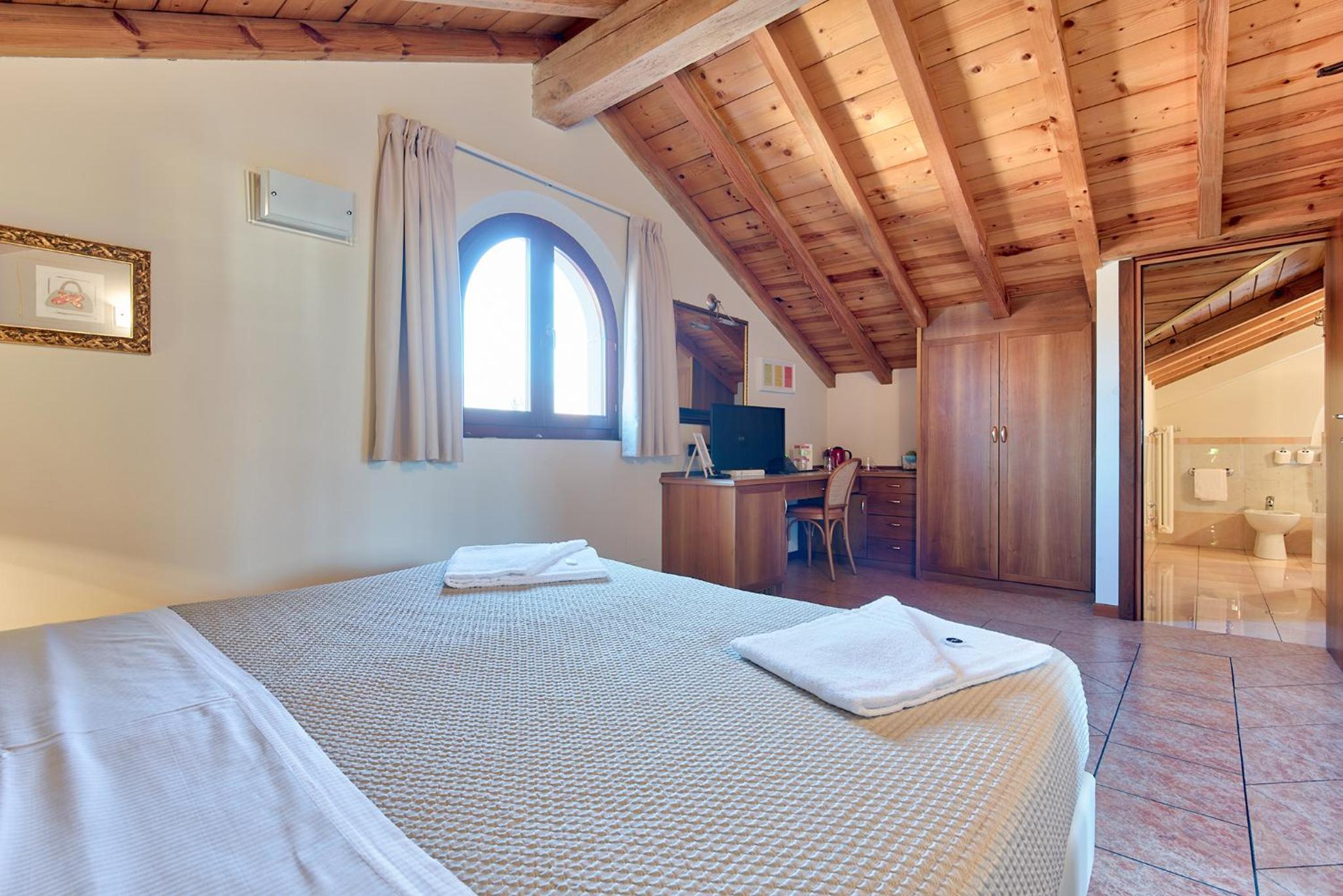 Superior Double Room photo 3