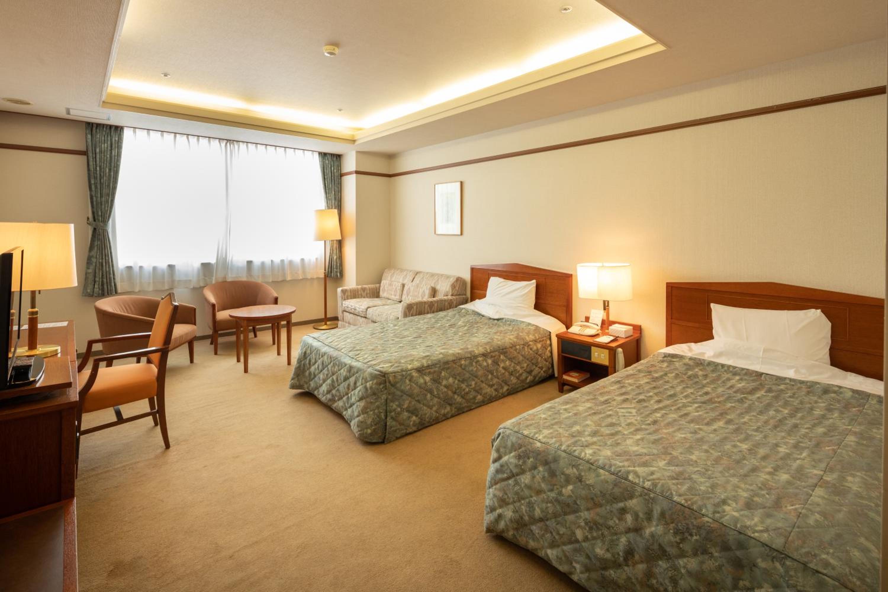 Deluxe Twin Room - Smoking photo 2