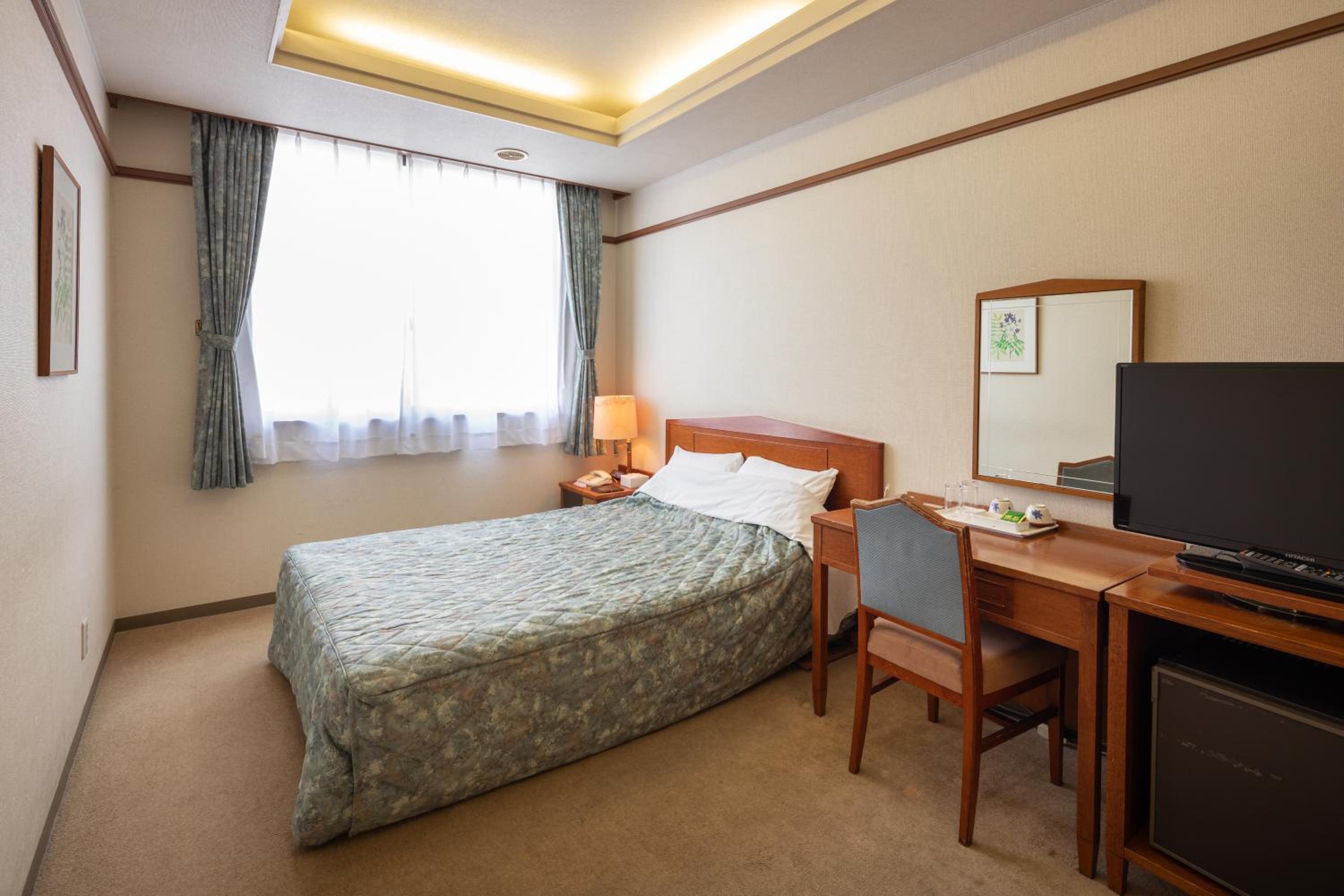 Single Room - Non-Smoking photo 1