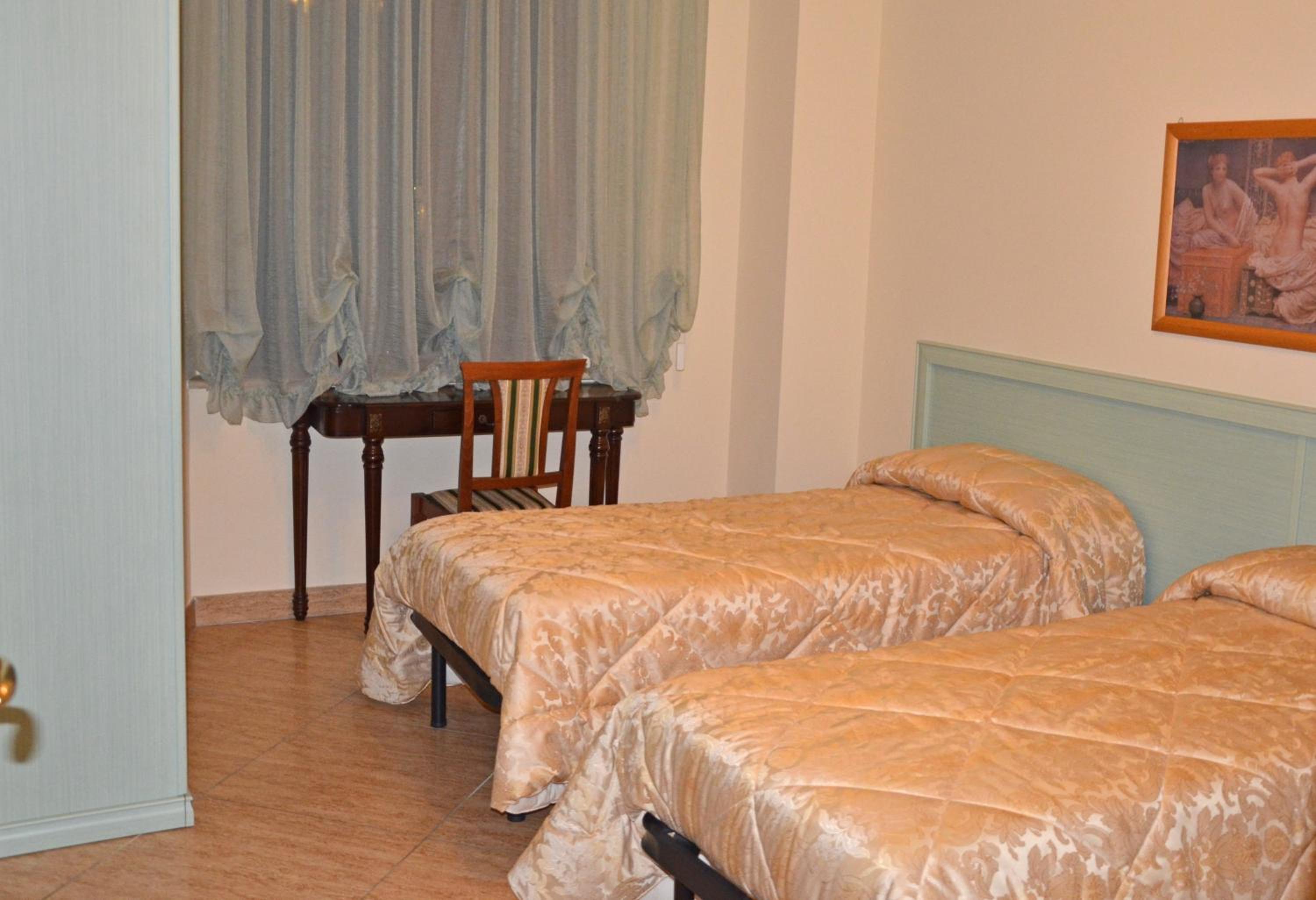 Double or Twin Room photo 1