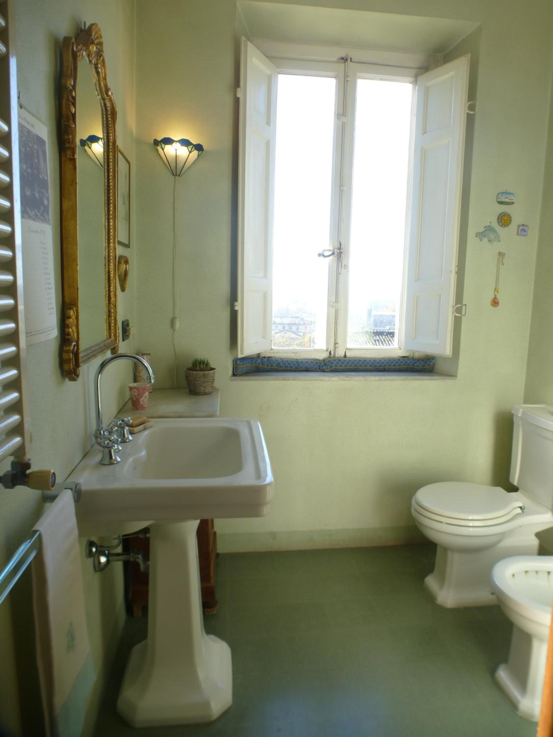 Double or Twin Room - Photo 11