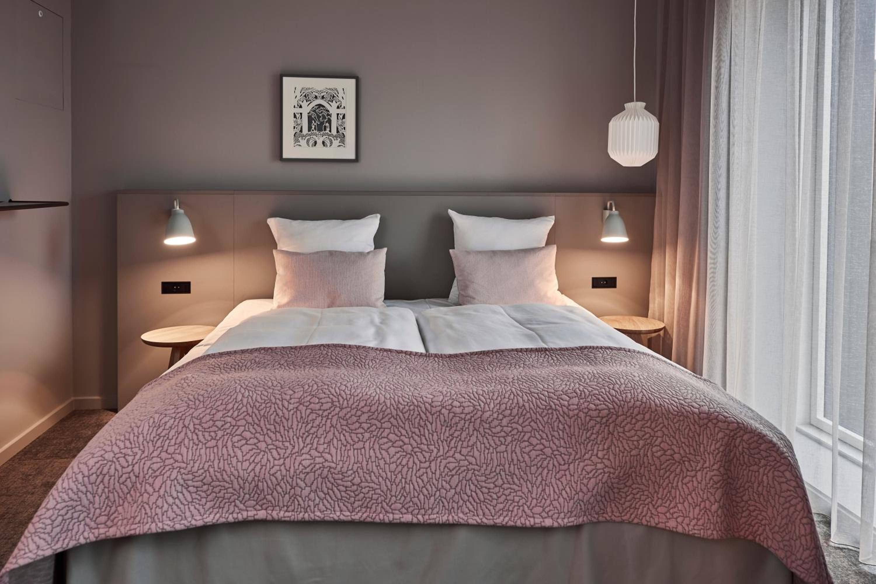 Standard King Room
