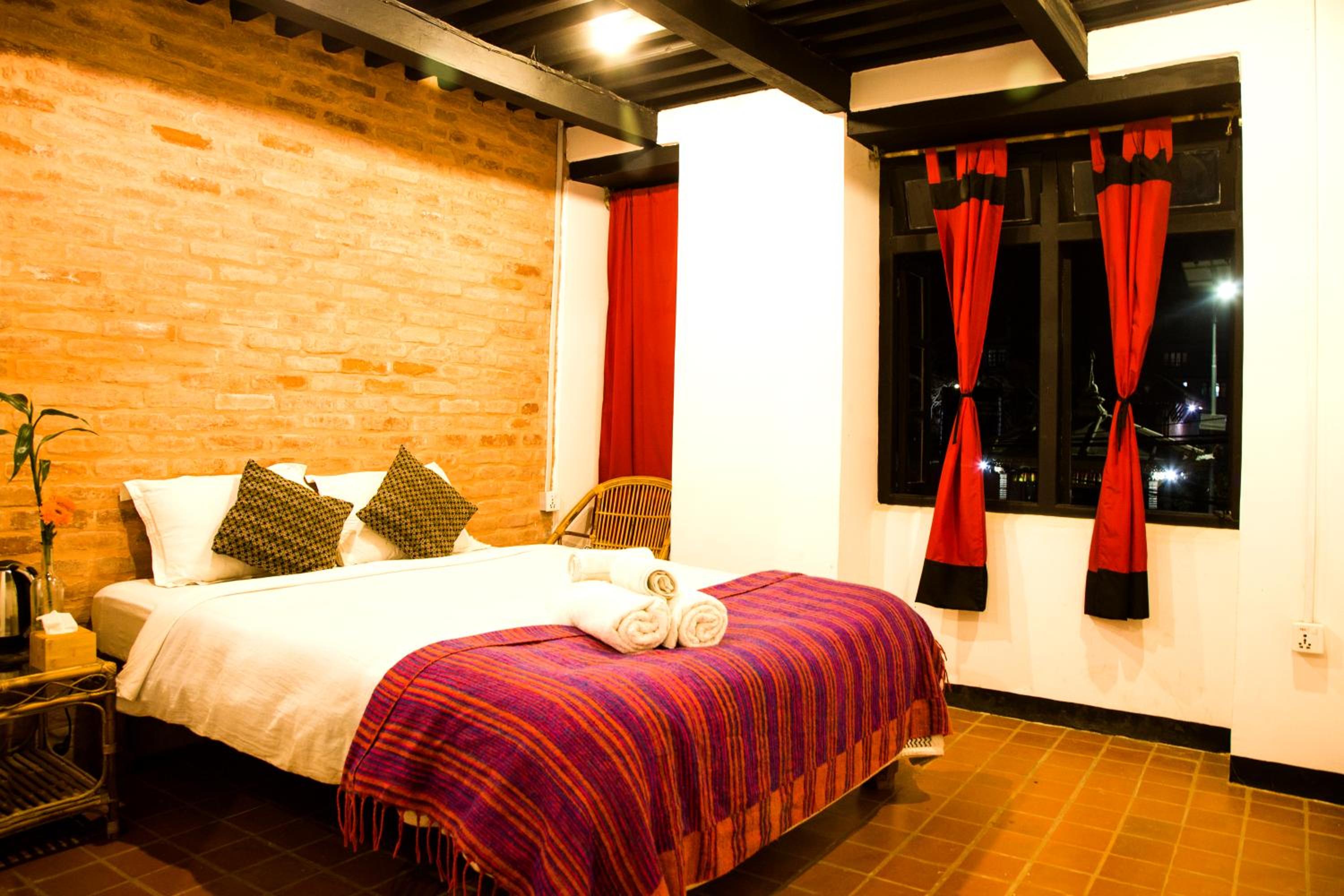 Deluxe Double or Twin Room photo 2