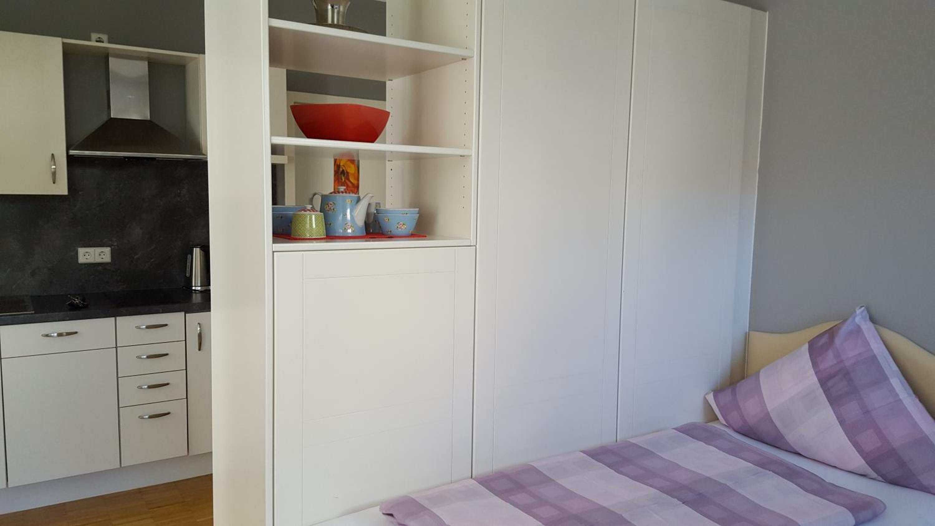 Studio Apartment photo 1