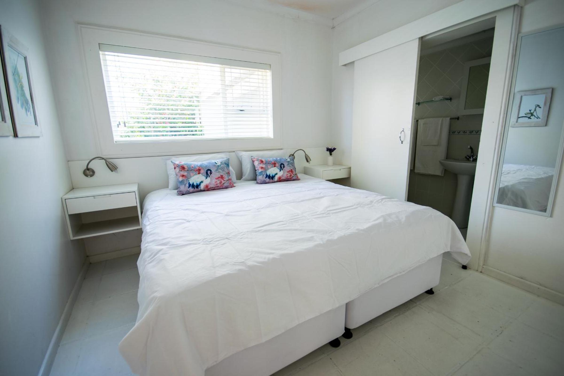 Two-Bedroom Apartment photo 3