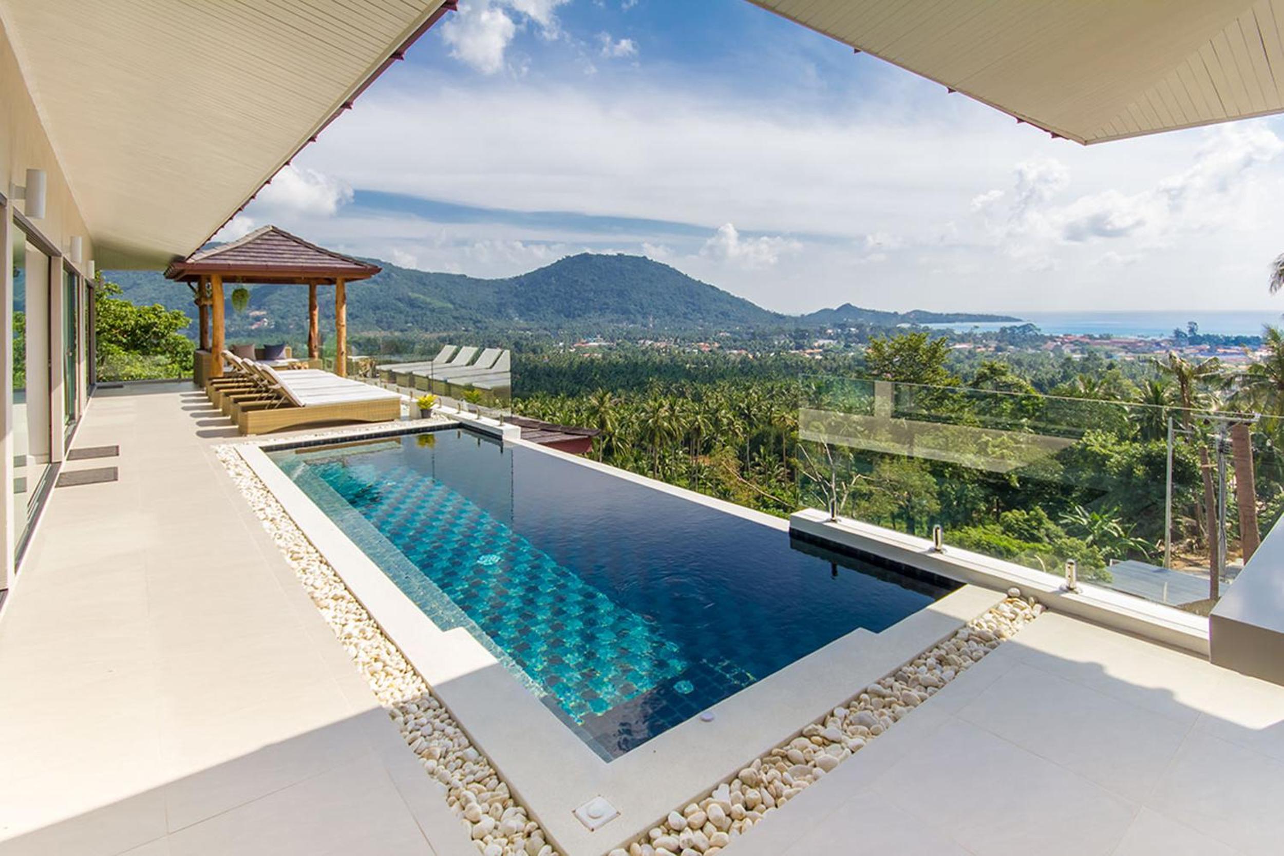 Villa with Sea View photo 2