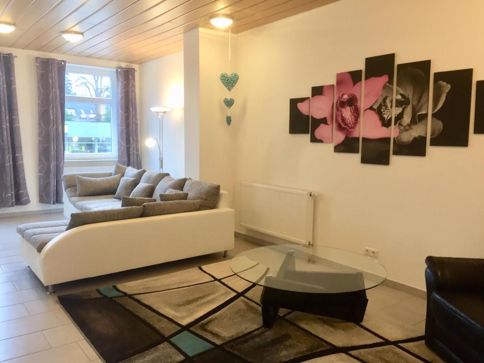 Three-Bedroom Apartment photo 1