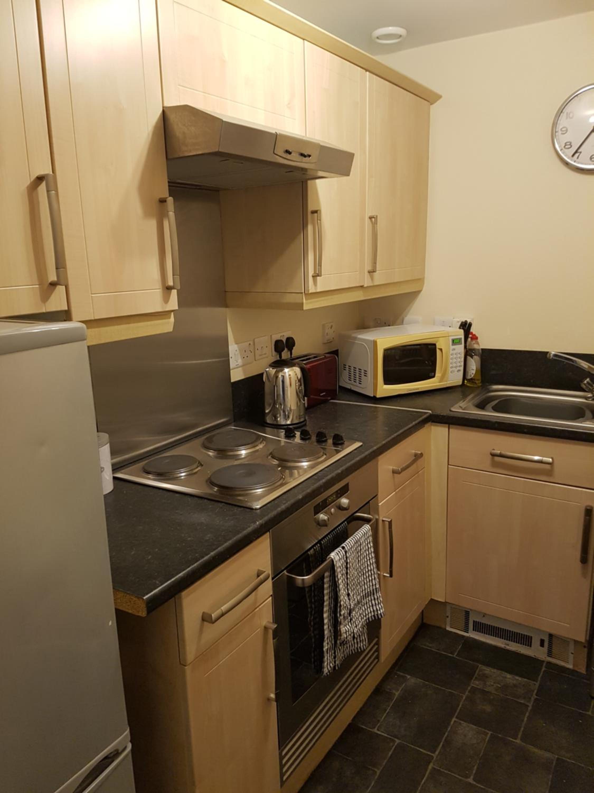 Apartment photo 2