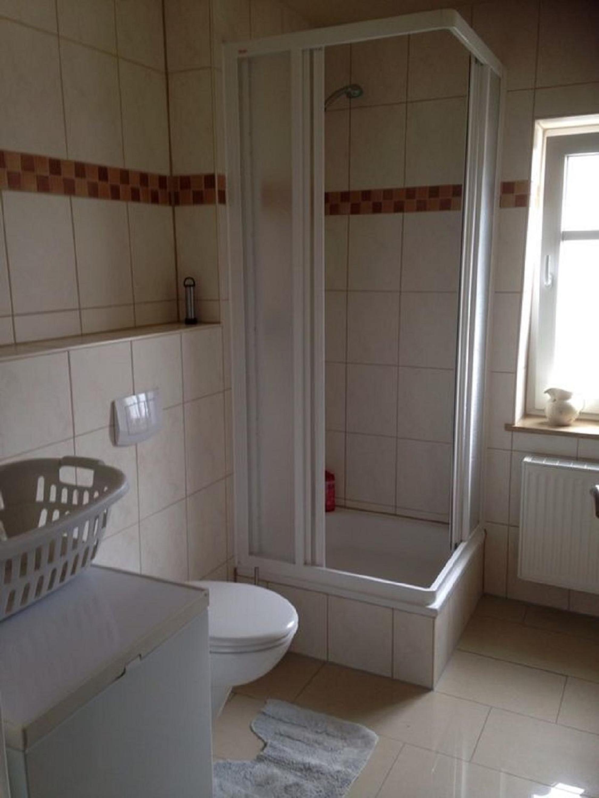 One-Bedroom Apartment - Photo 11