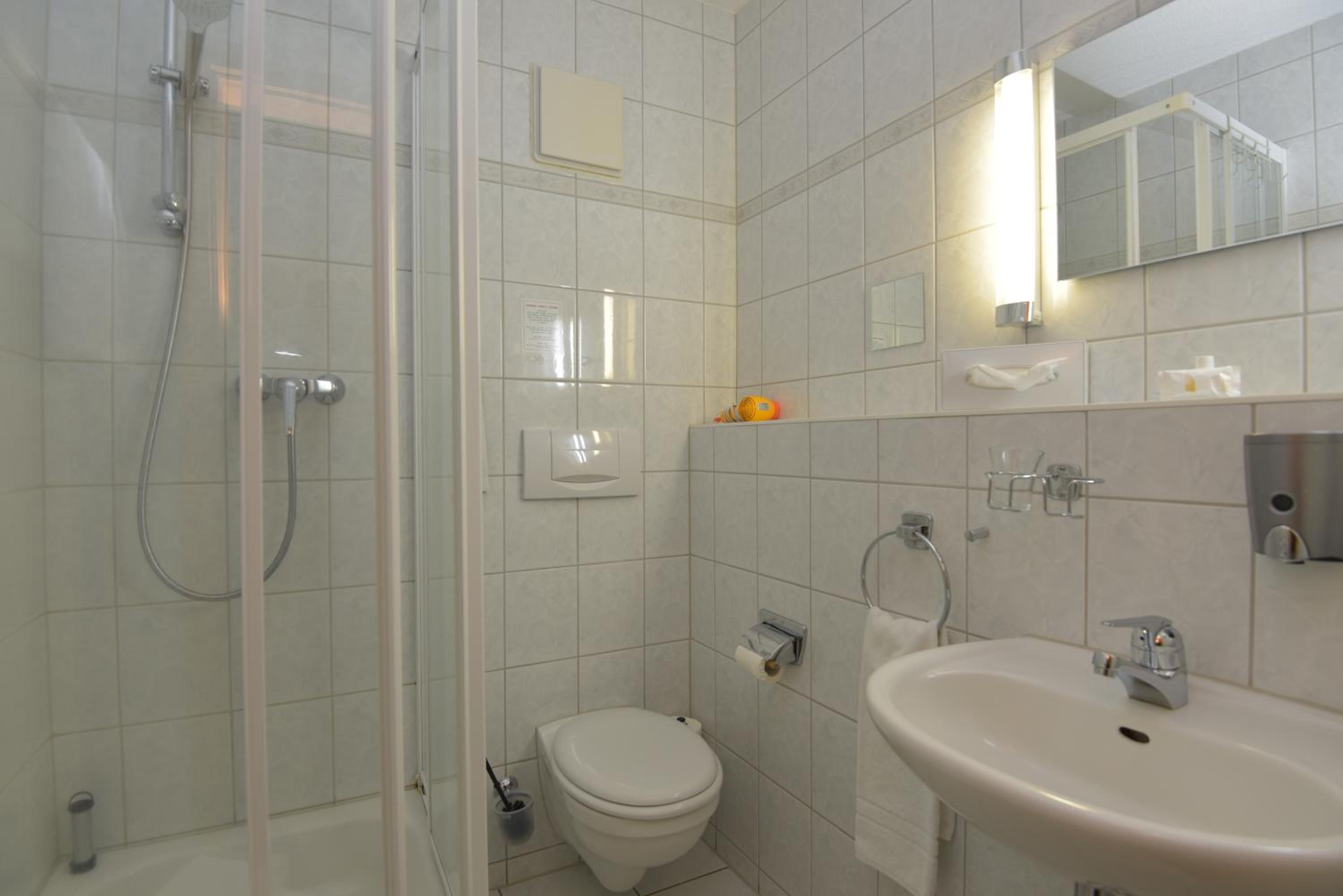 Single Room photo 2