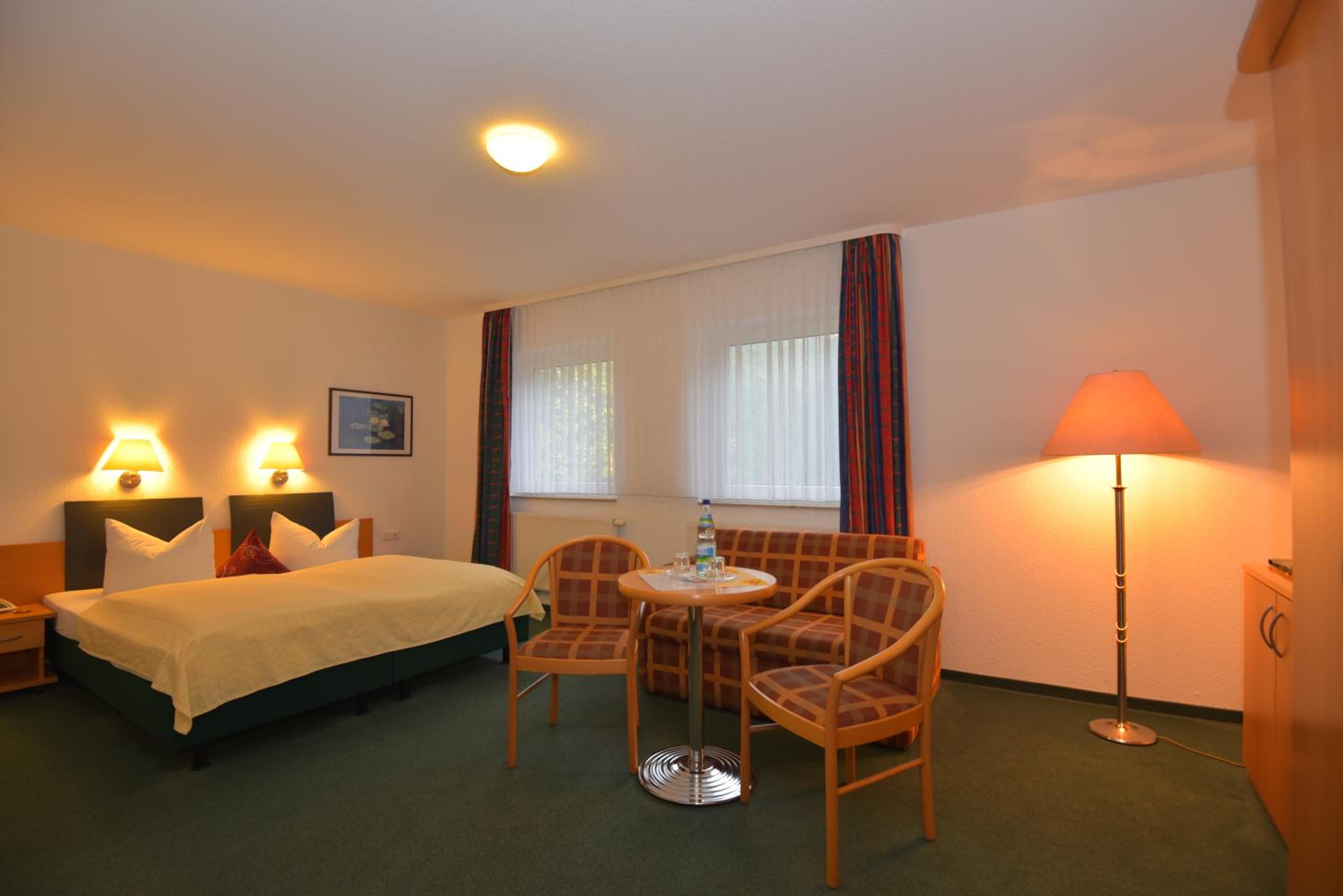 Quadruple Room - Photo 7