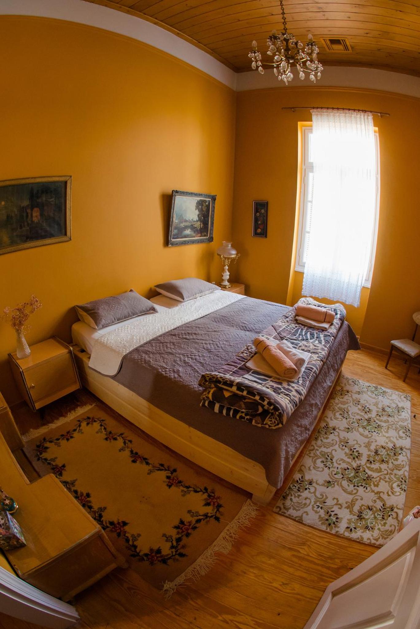 Standard Double Room with Shared Bathroom photo 3