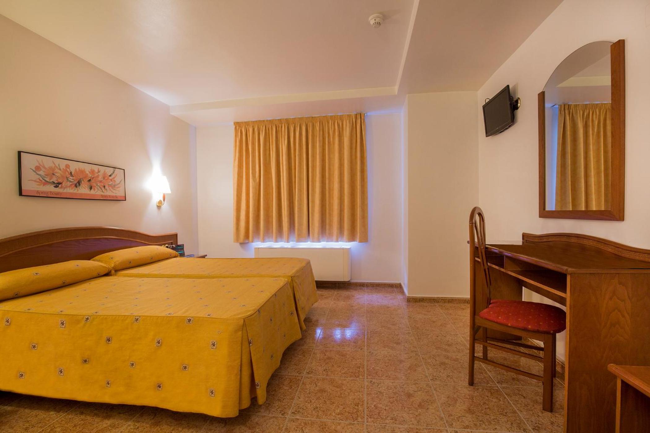 Quadruple Room photo 1