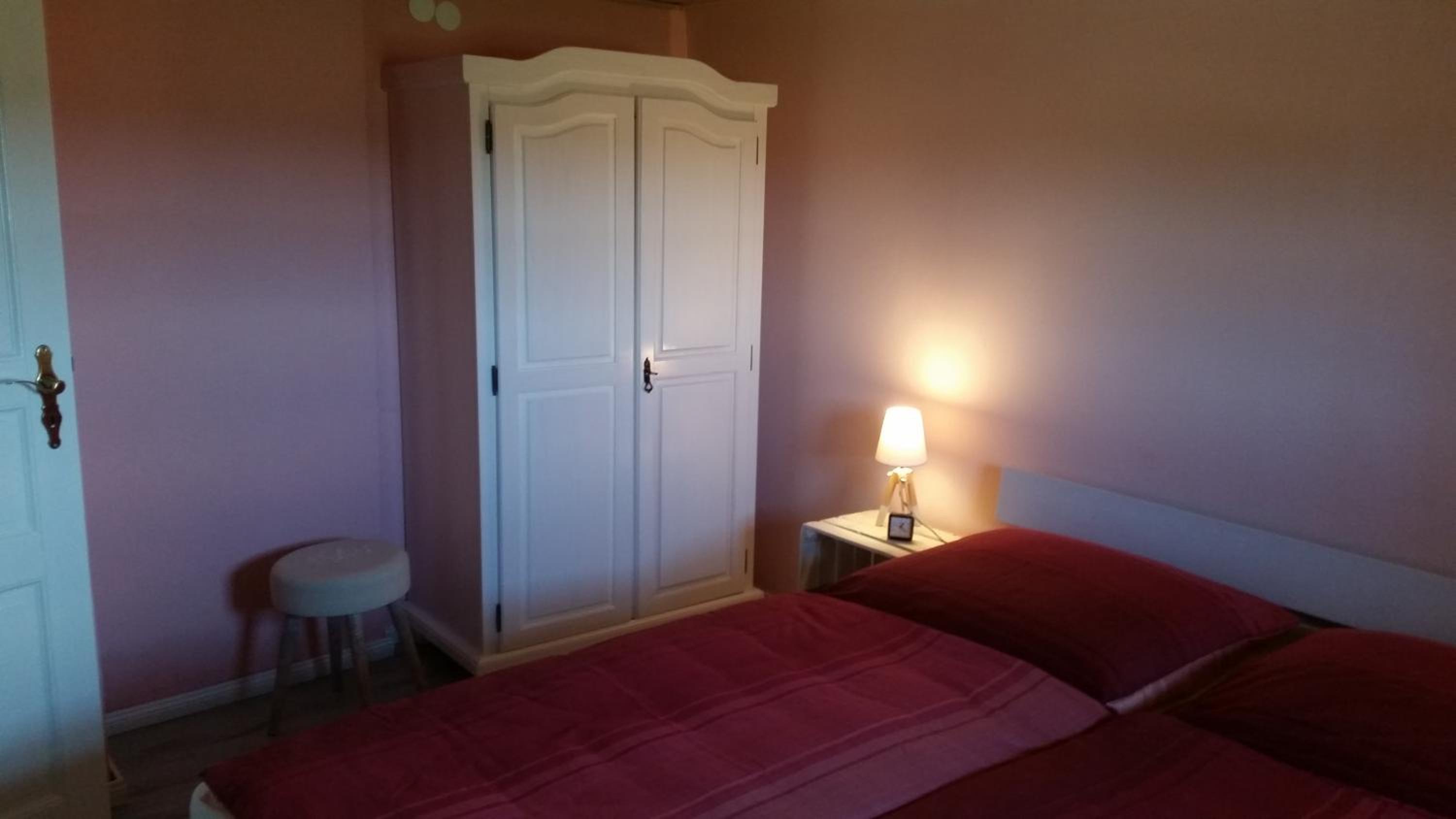 Two-Bedroom Apartment with Garden View photo 3