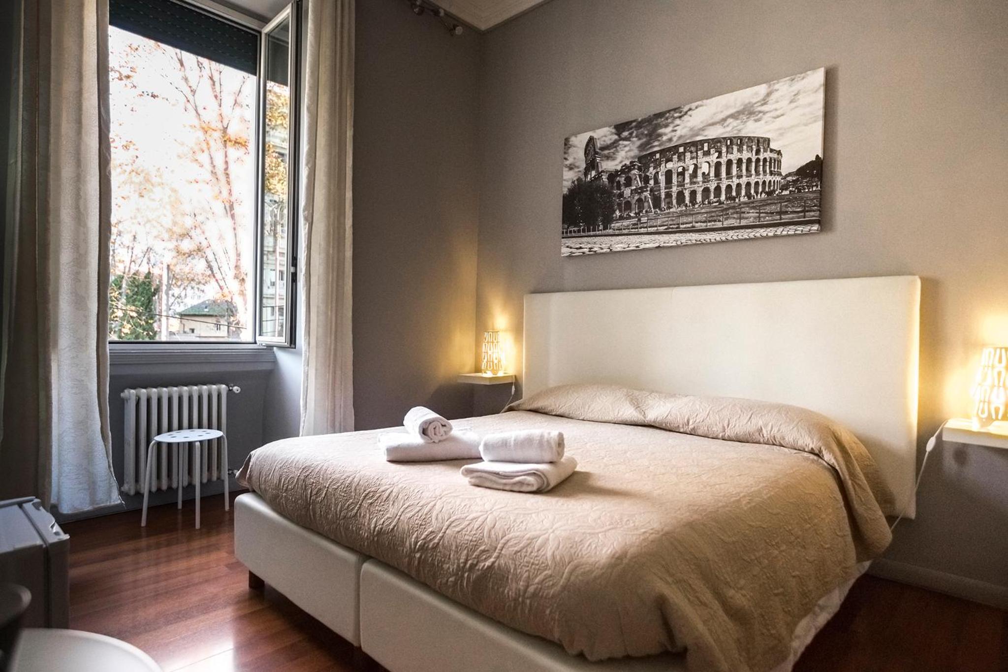Double or Twin Room with Private External Bathroom photo 2