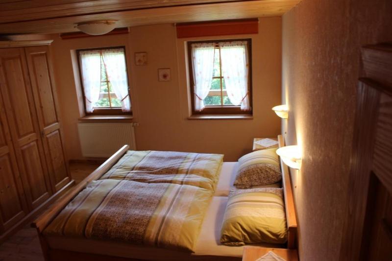 Two-Bedroom Deluxe Apartment with Garden View photo 1