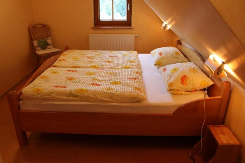 Two-Bedroom Deluxe Apartment with Garden View photo 1