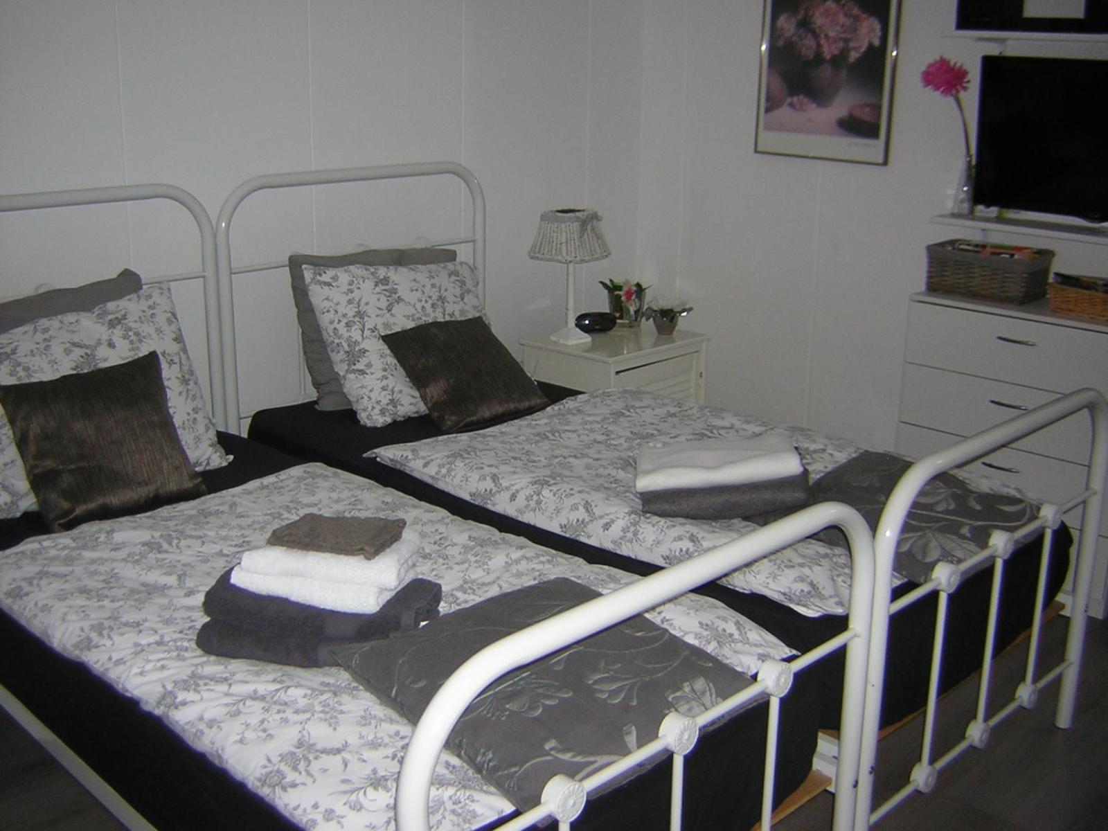 Standard Twin Room with Garden View photo 1