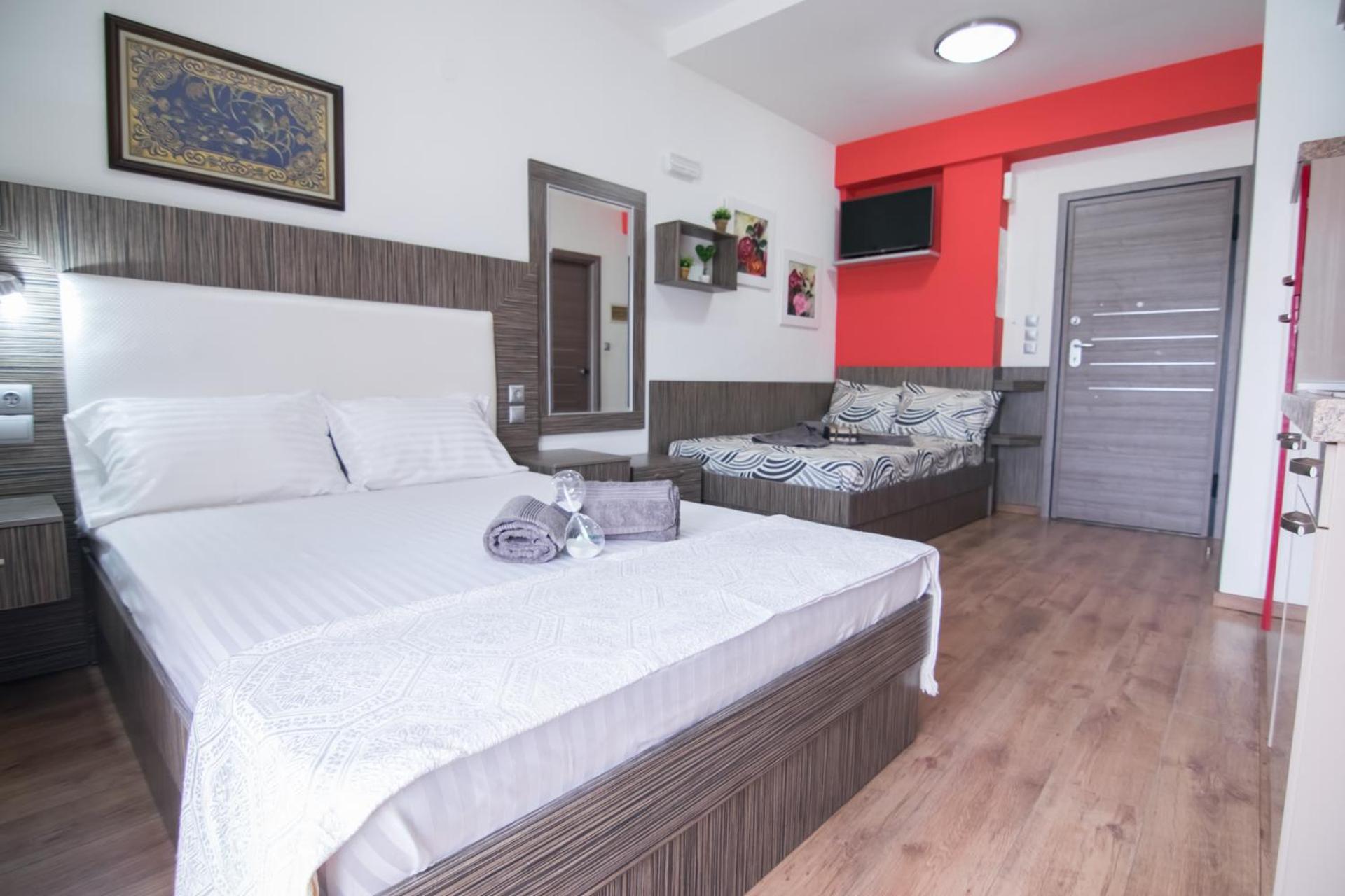Studio Apartment photo 1