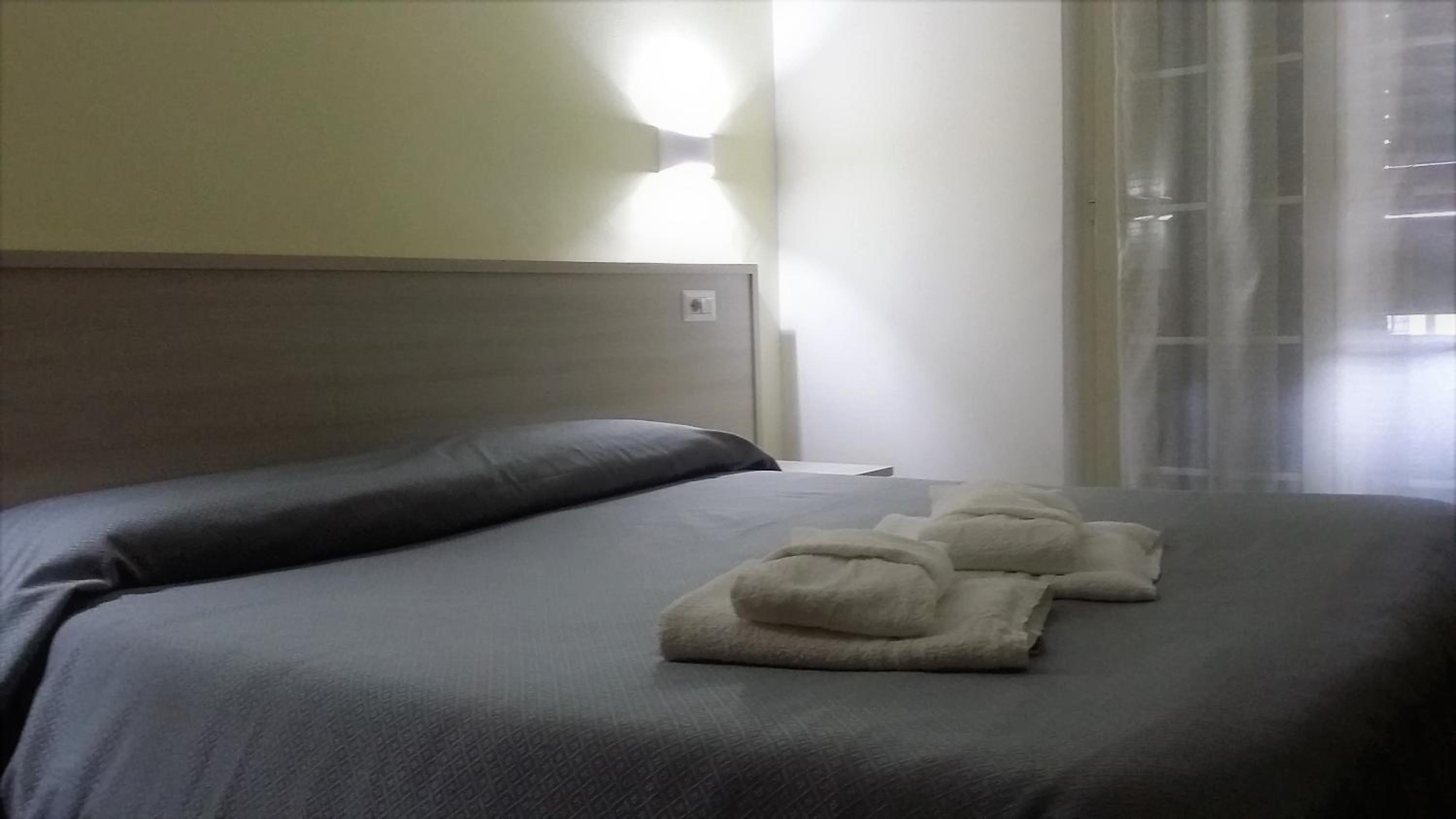 Junior Suite with Balcony - Photo 1