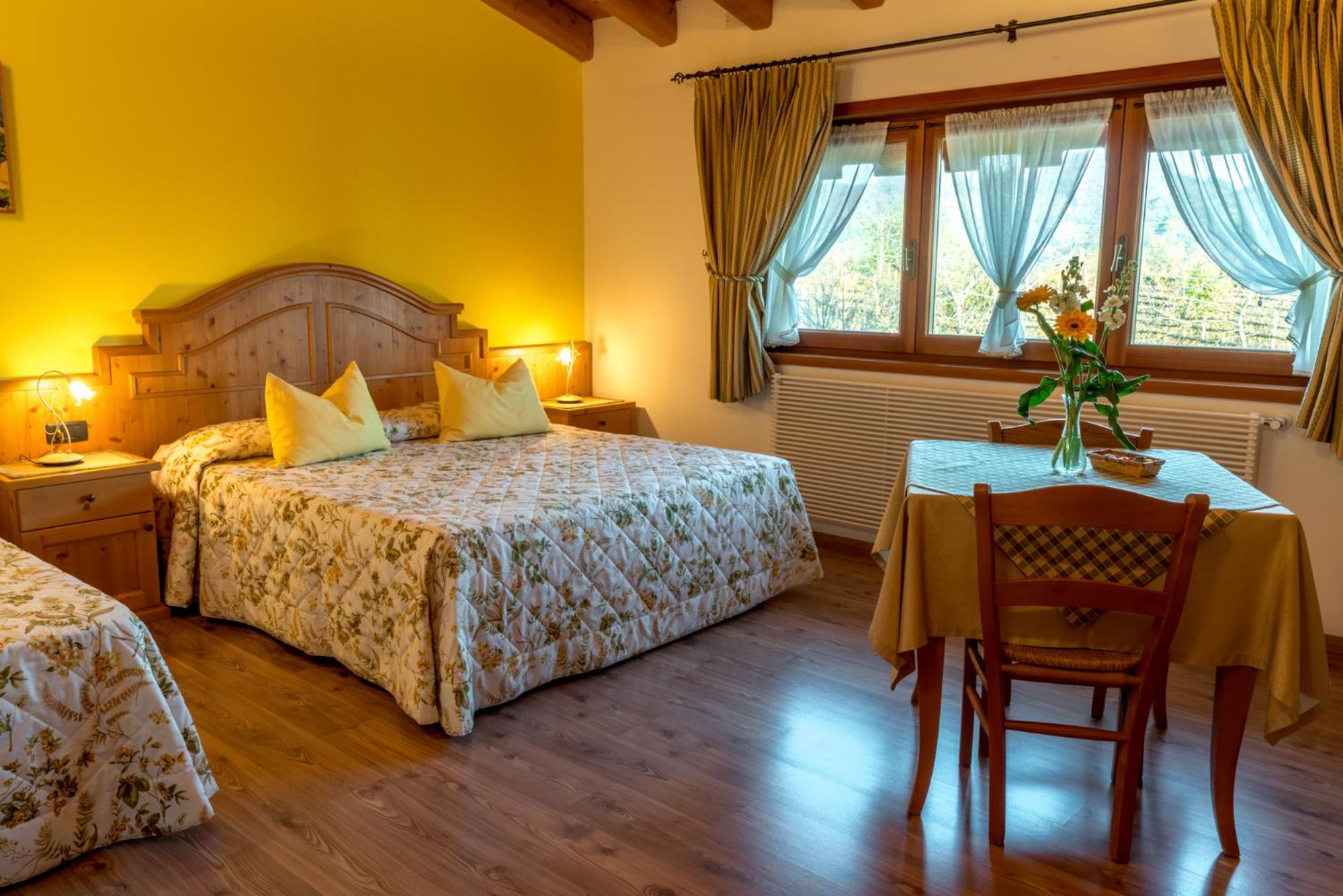 Double or Twin Room photo 2