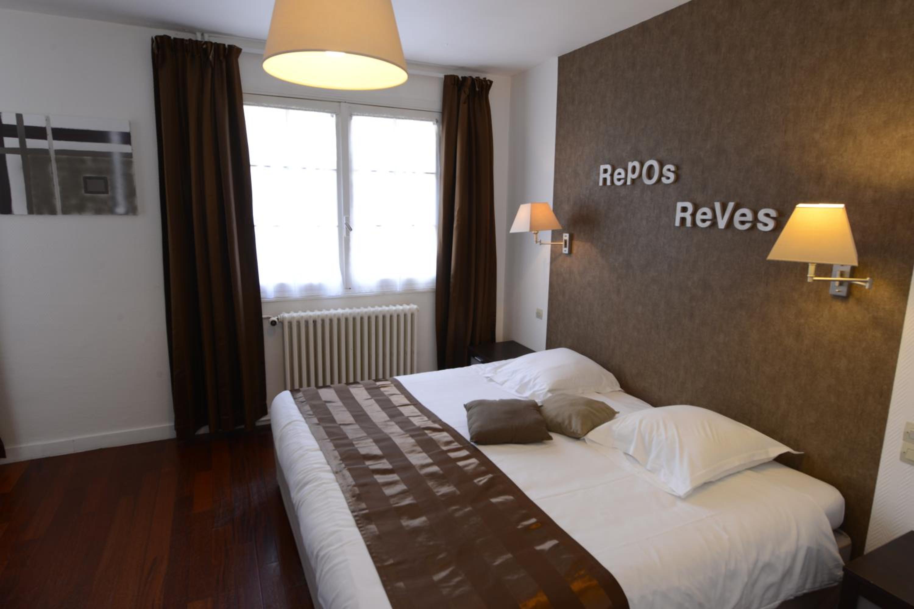 Classic Double Room - Photo 3