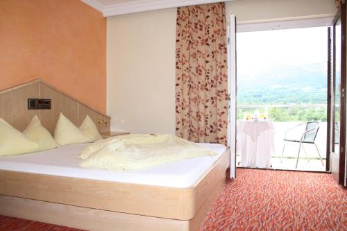 Double Room with Balcony photo 2