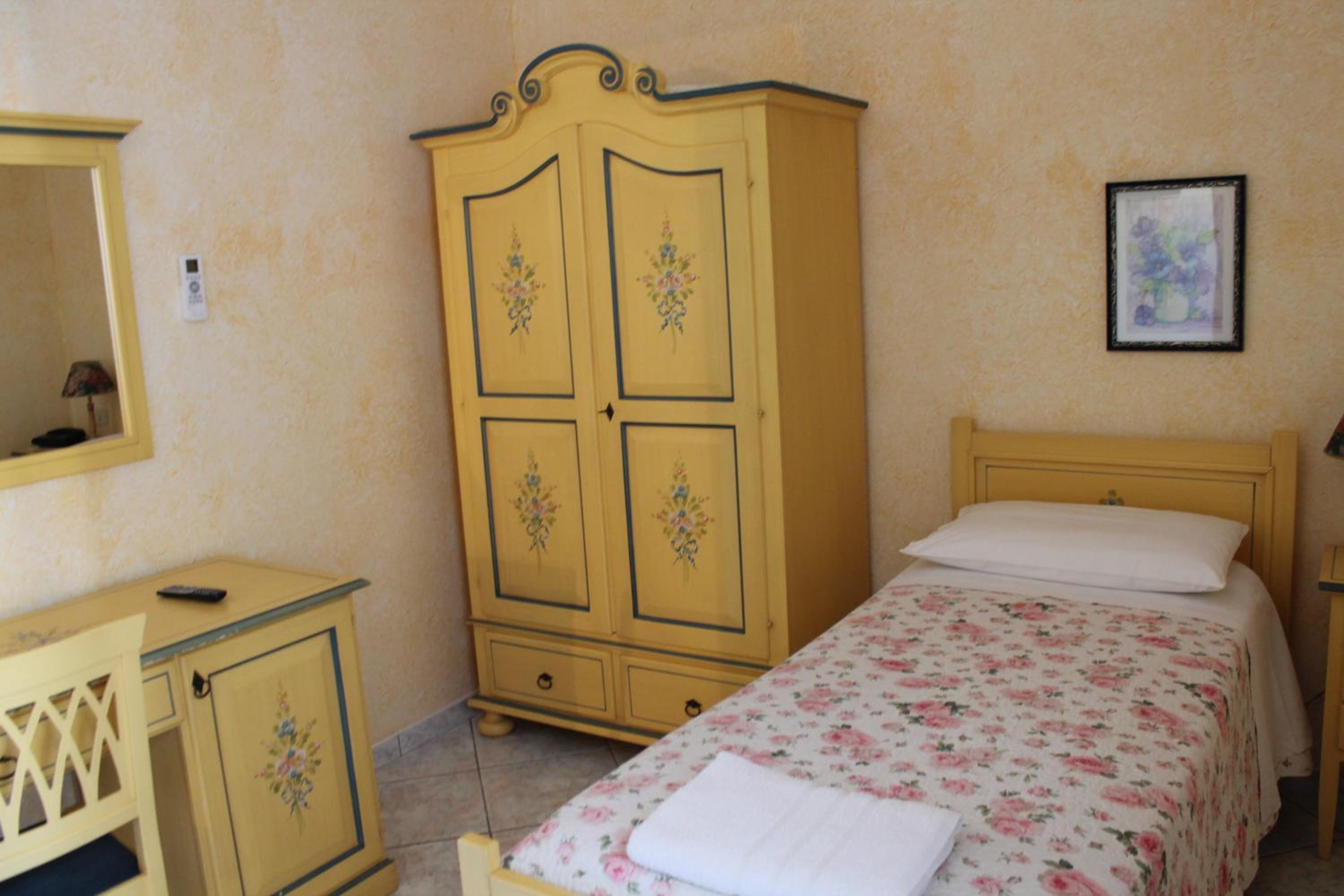 Single Room