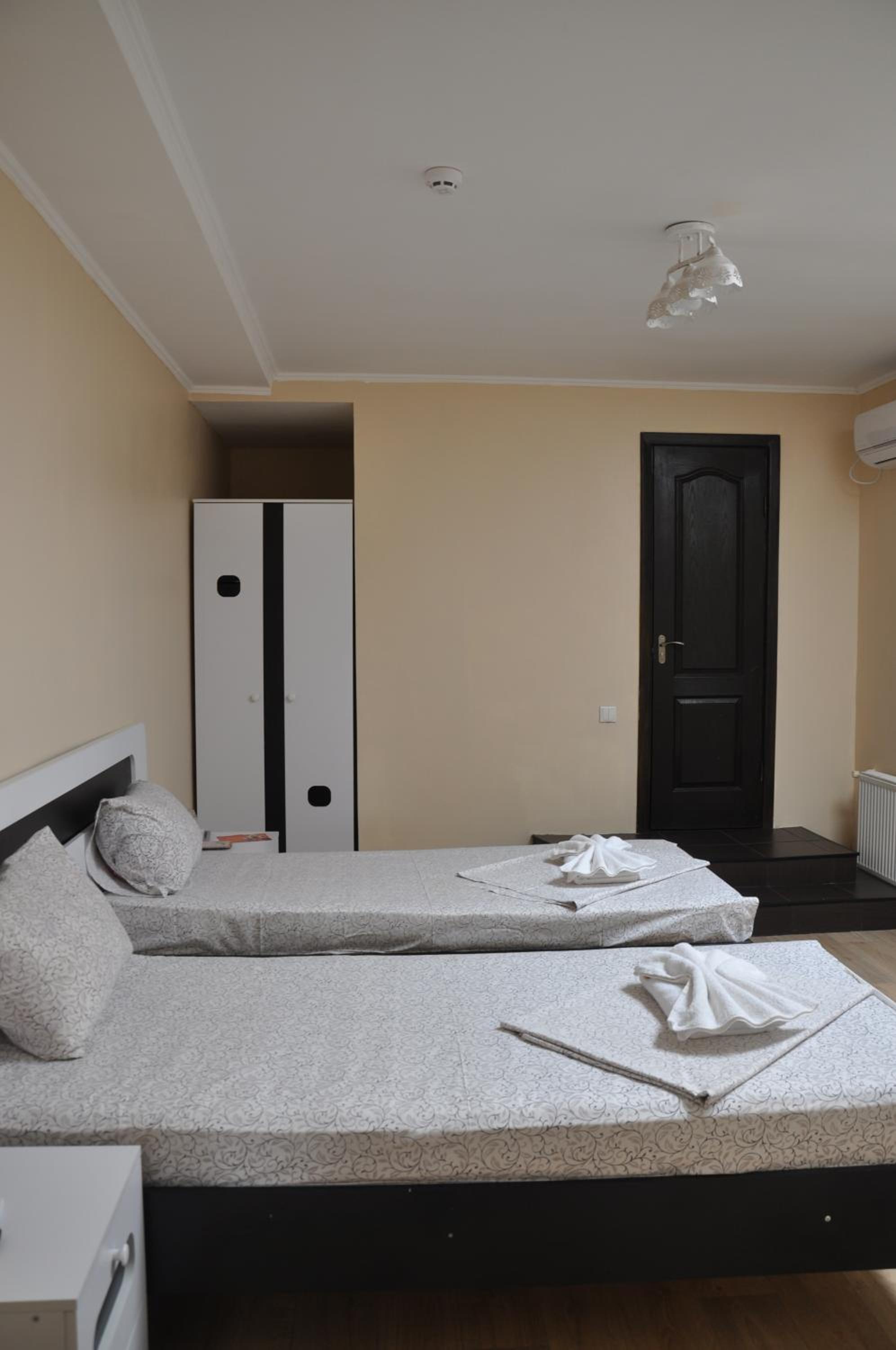 Standard Twin Room photo 1